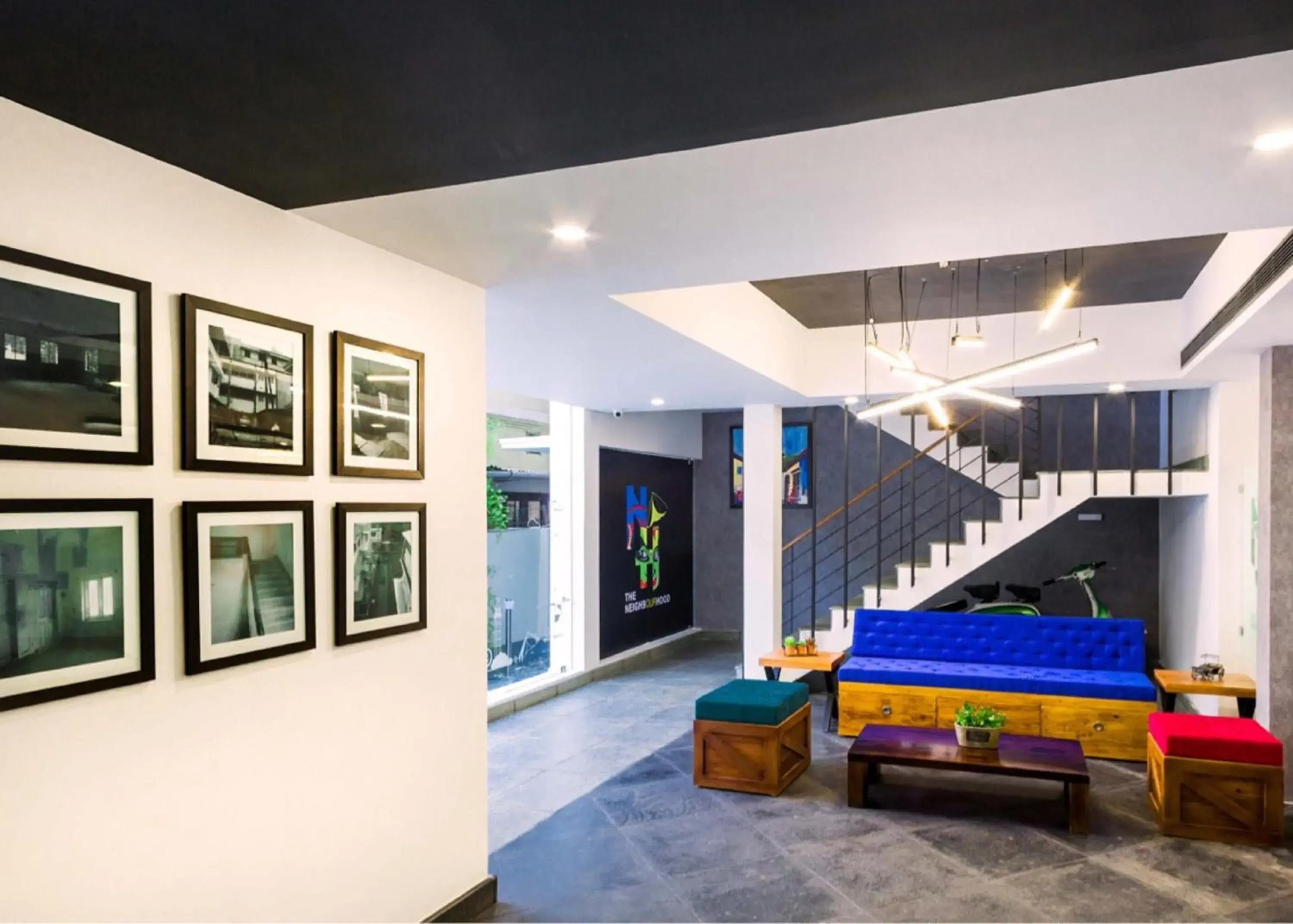 Lounge or bar in Hotel Neighbourhood, Cochin Lounge or bar in Hotel Neighbourhood, Cochin