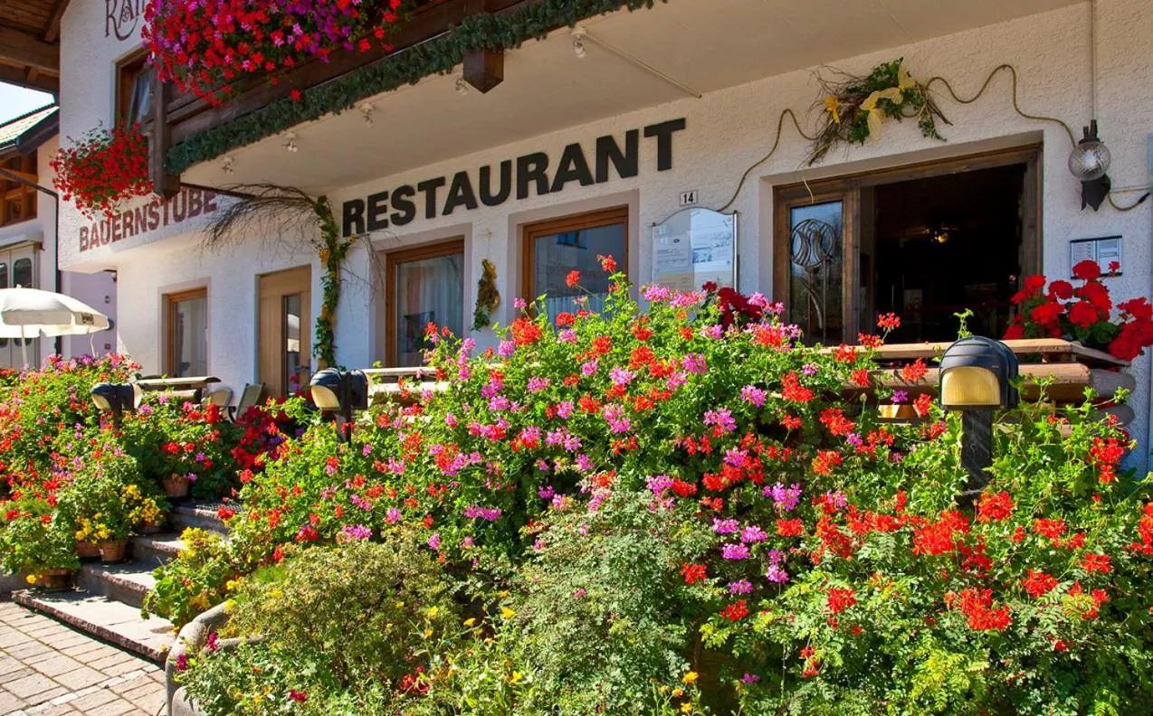 Facade/entrance in Hotel Rainegg