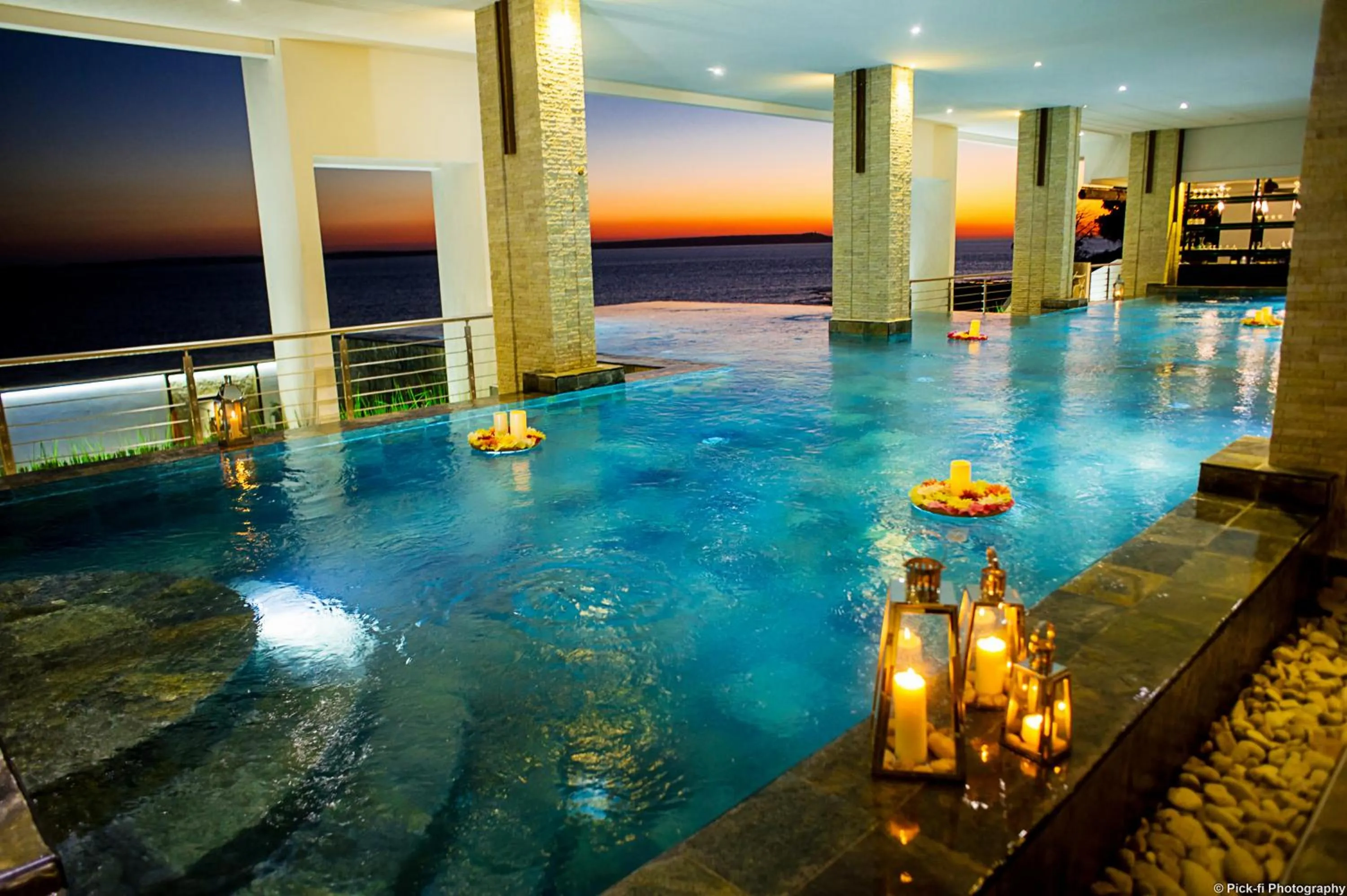 Swimming pool in Baobab Tree Hôtel & Spa