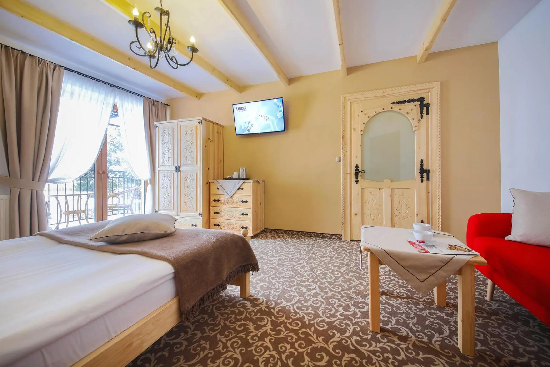 TV and multimedia, Bed in ECO Willa Grand Karpatia Ski&Wellness