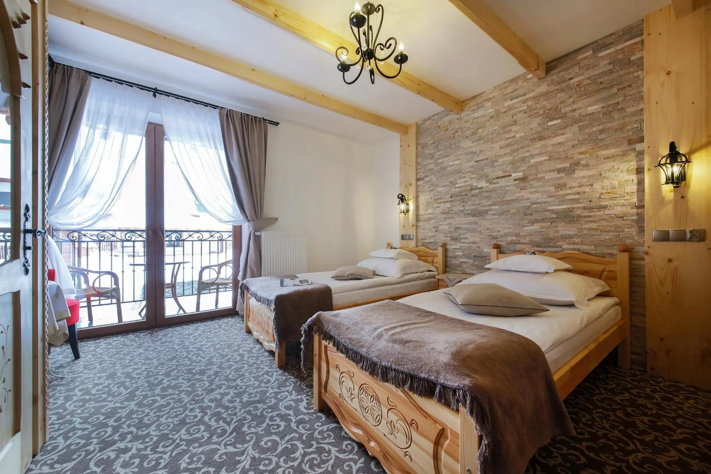 Photo of the whole room, Bed in ECO Willa Grand Karpatia Ski&Wellness