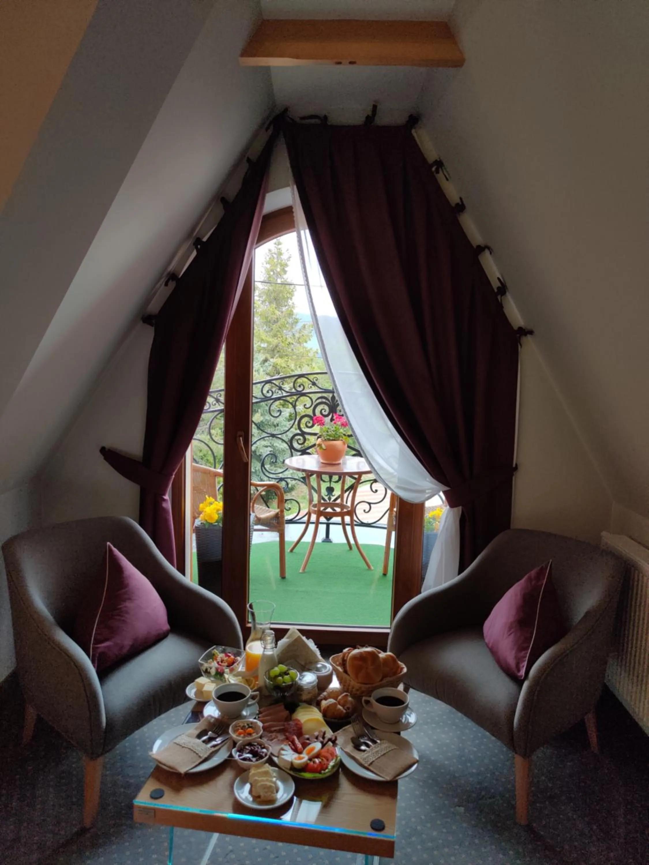 ECO Willa Grand Karpatia Ski&Wellness