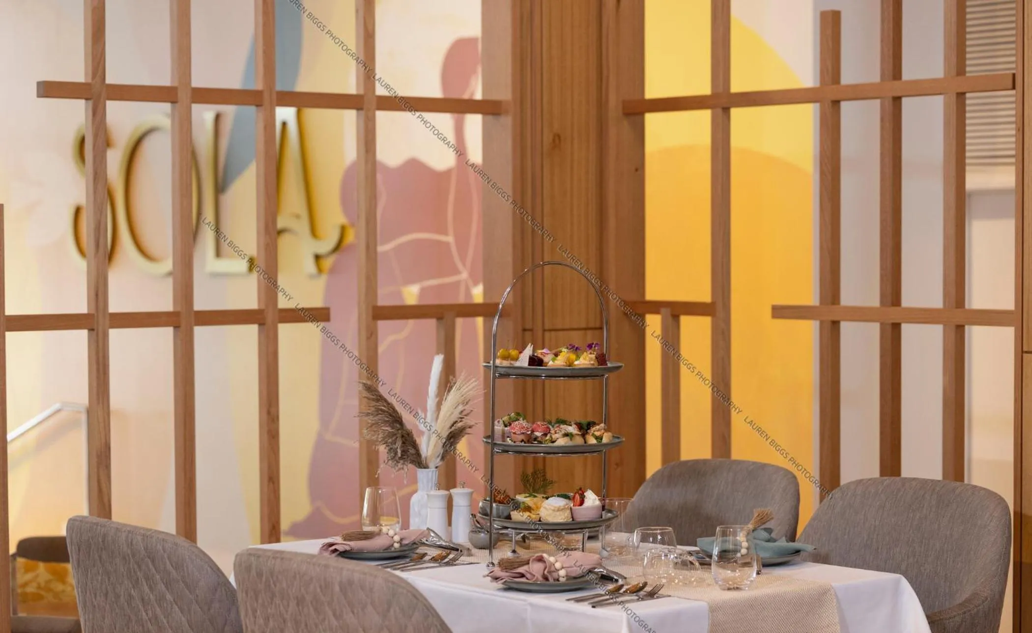 Food and drinks in Novotel Sunshine Coast Resort