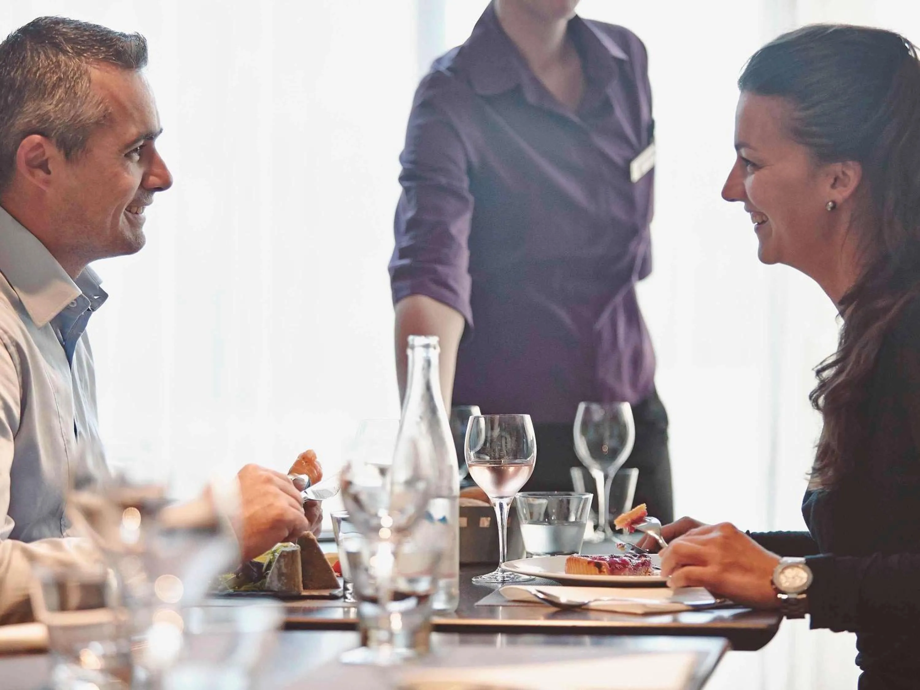 Restaurant/places to eat in Novotel Sunshine Coast Resort