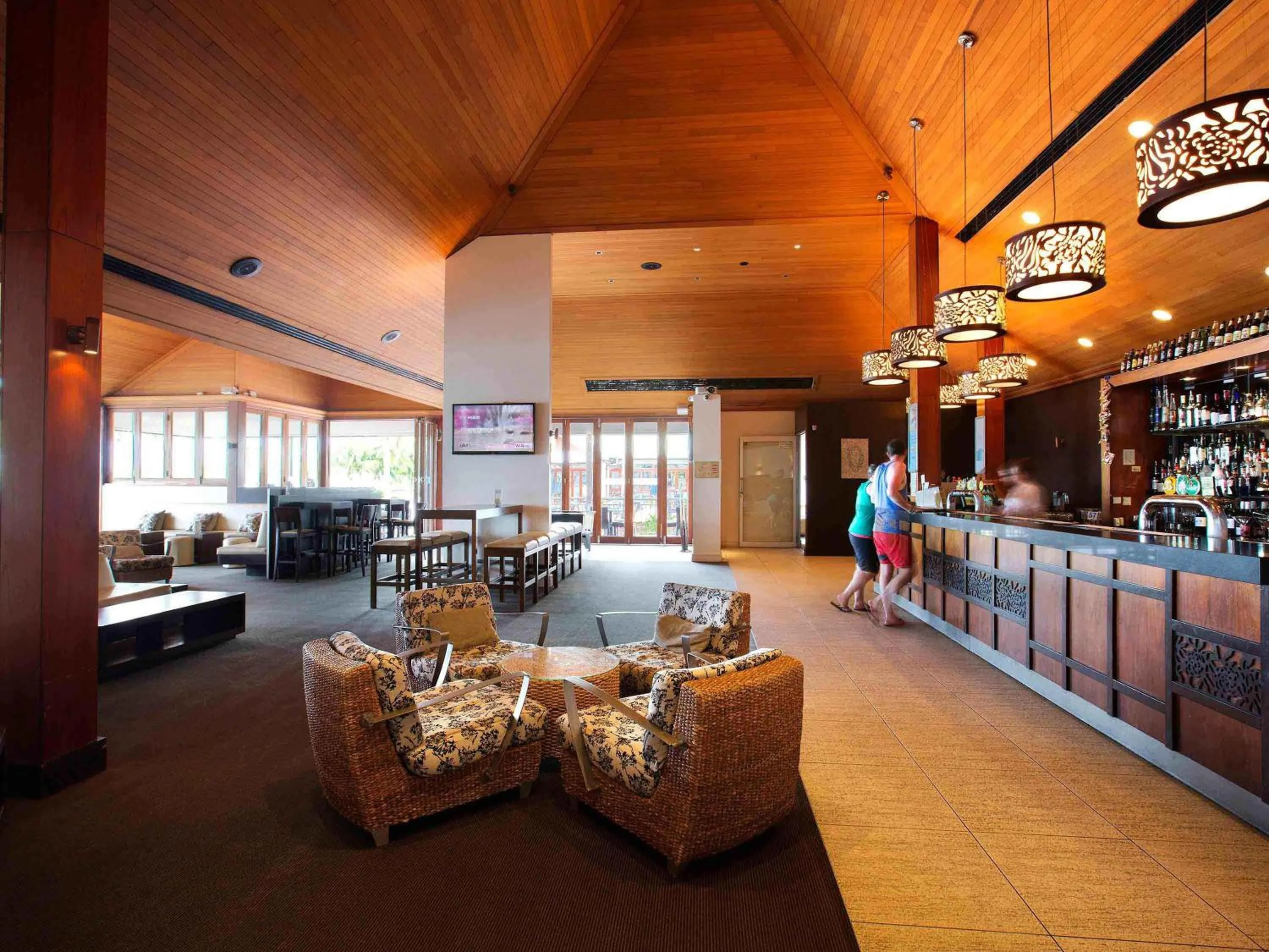 Restaurant/places to eat in Novotel Sunshine Coast Resort