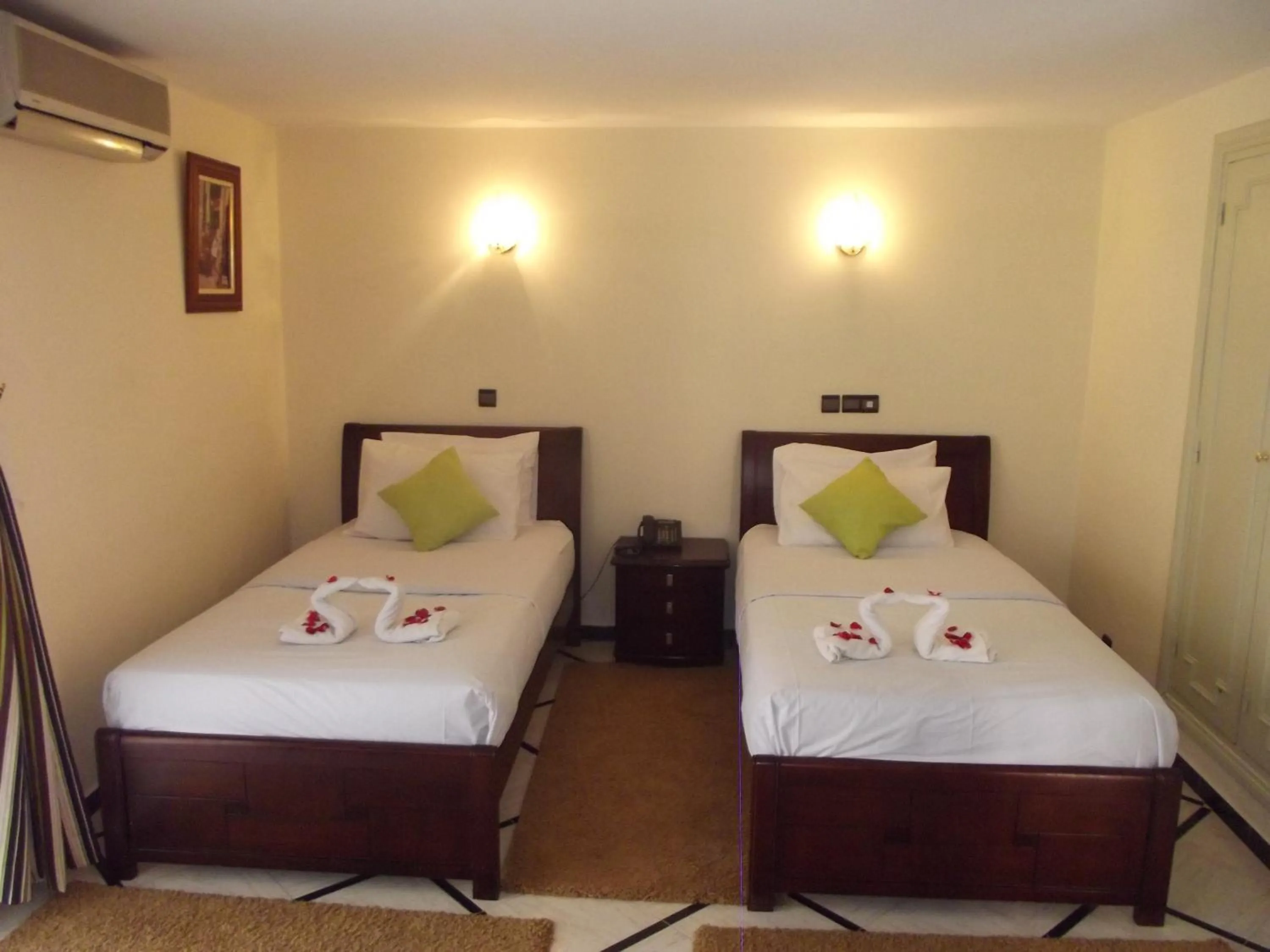 Bedroom, Bed in Hotel Al Kabir