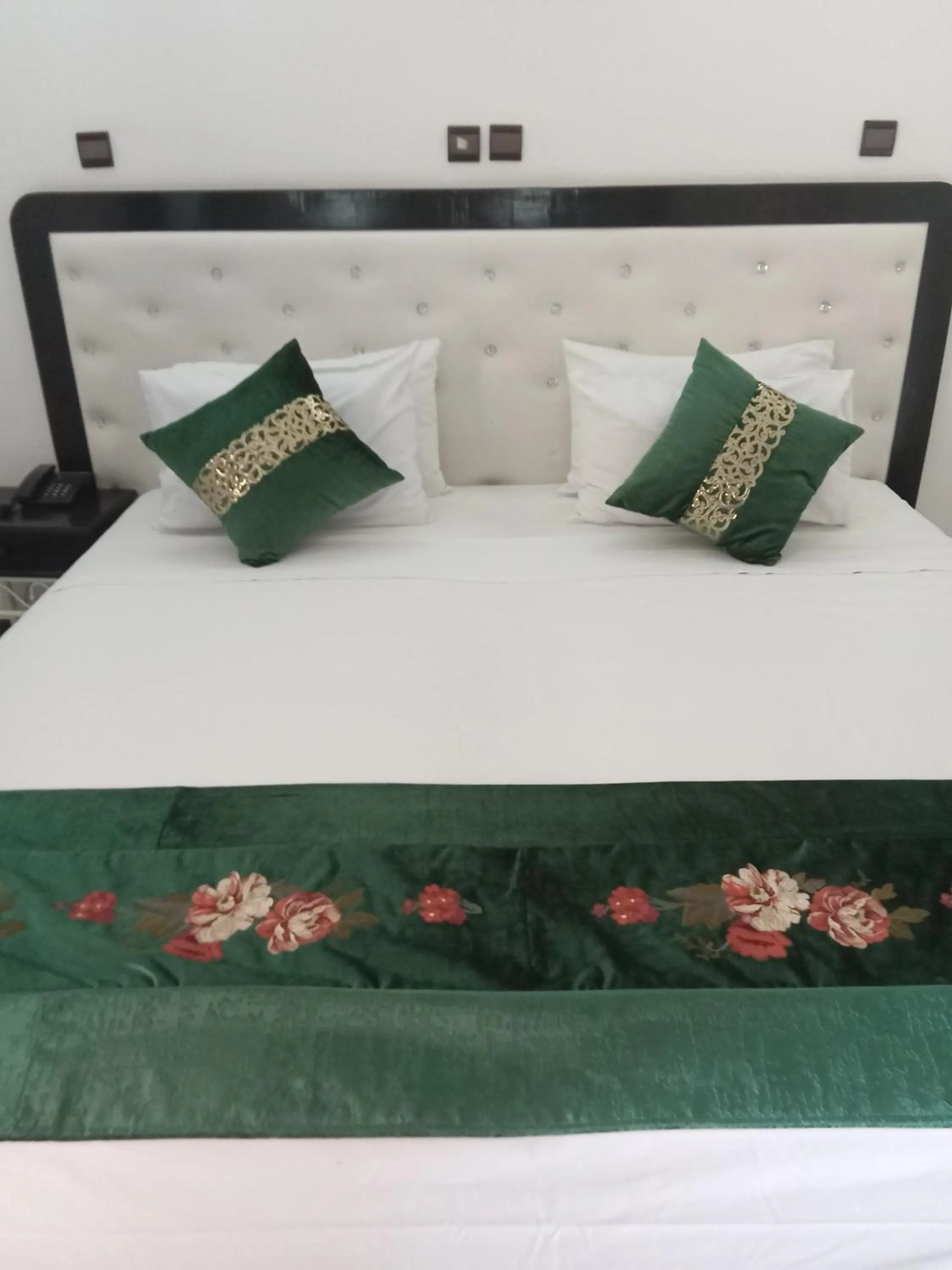 Bed in Hotel Al Kabir
