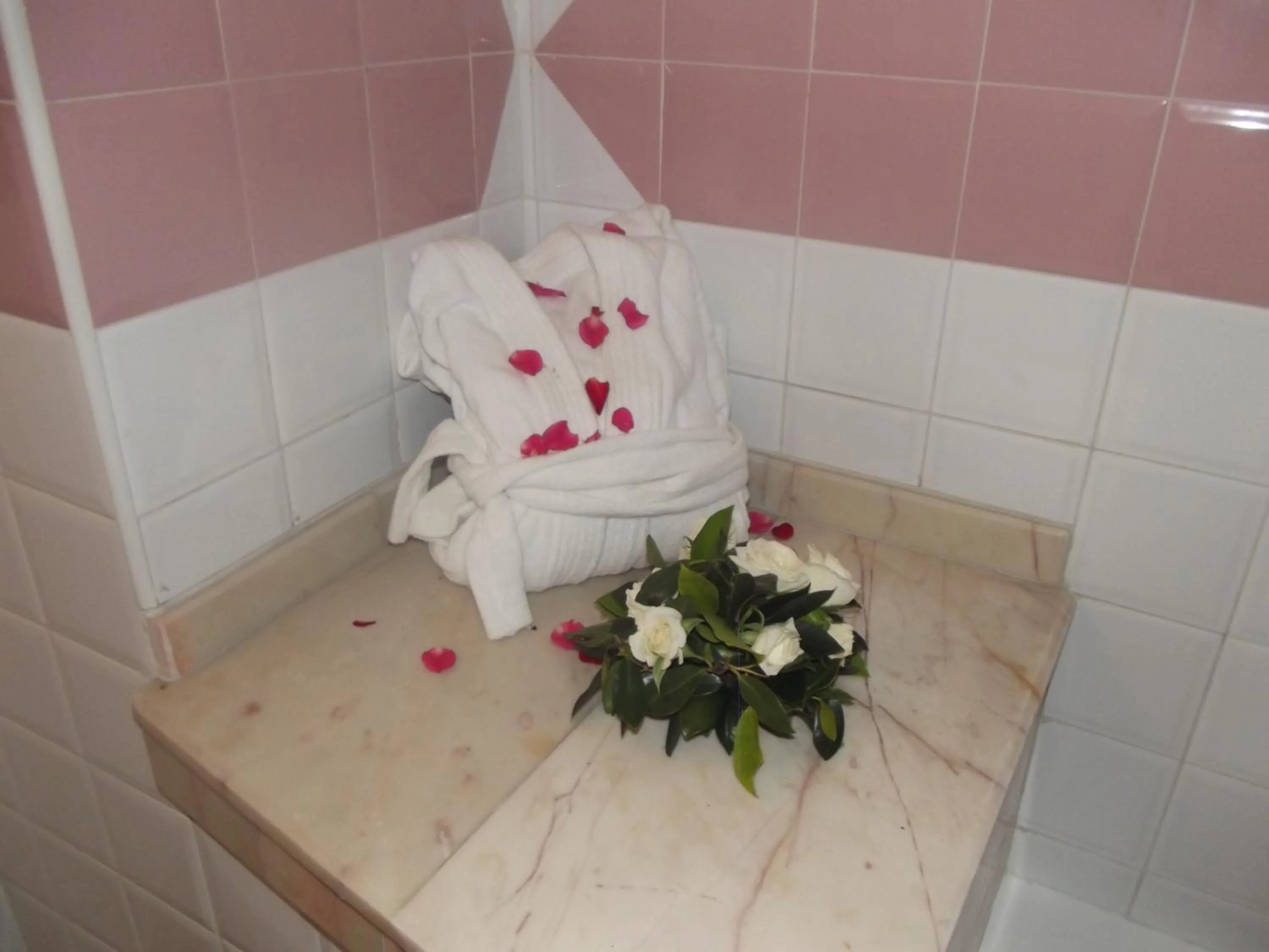 Bathroom in Hotel Al Kabir