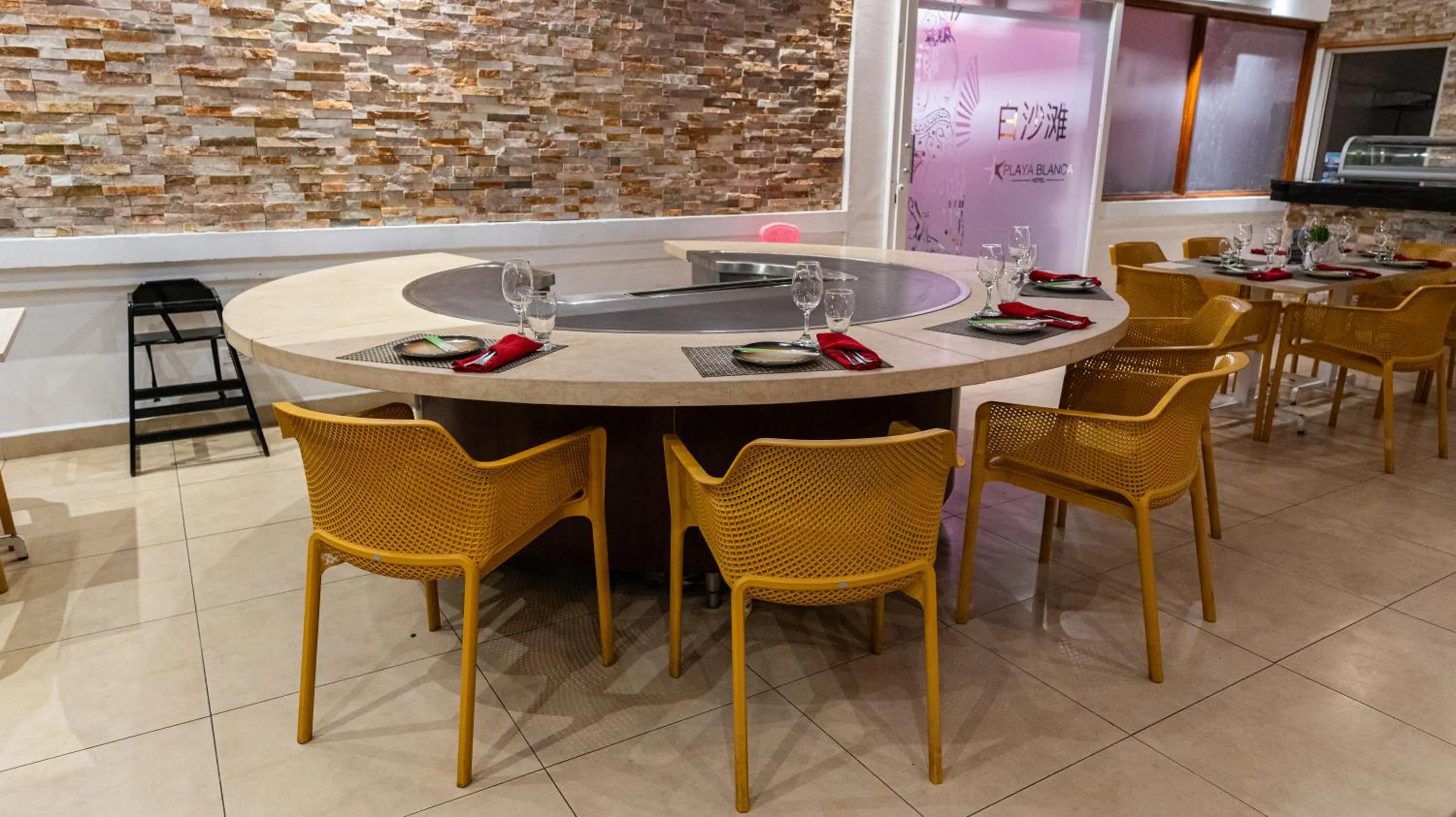 Restaurant/places to eat in Playa Blanca Beach Resort - All Inclusive