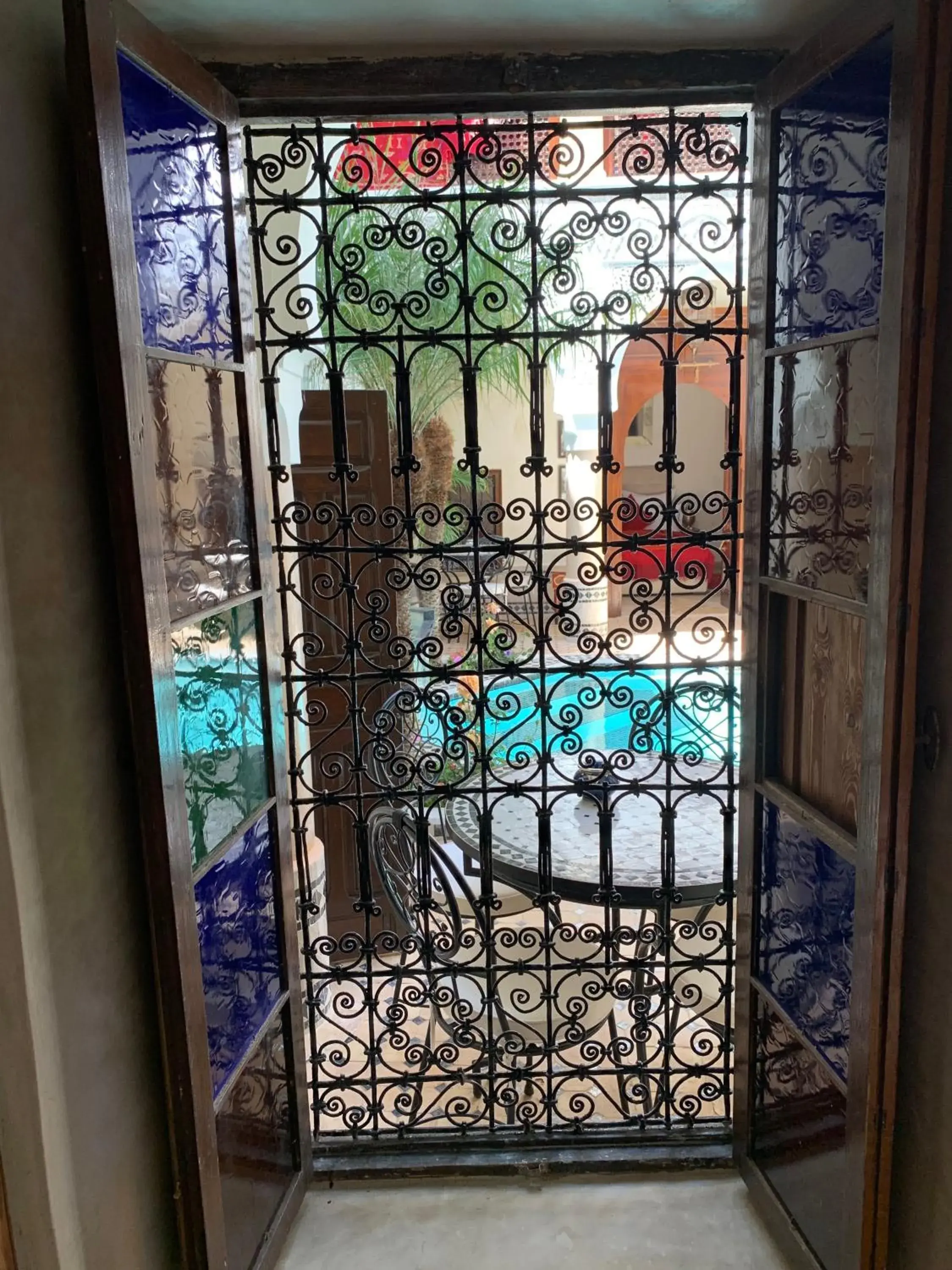 Pool view in Riad Abaka hotel & boutique Pool view in Riad Abaka hotel & boutique