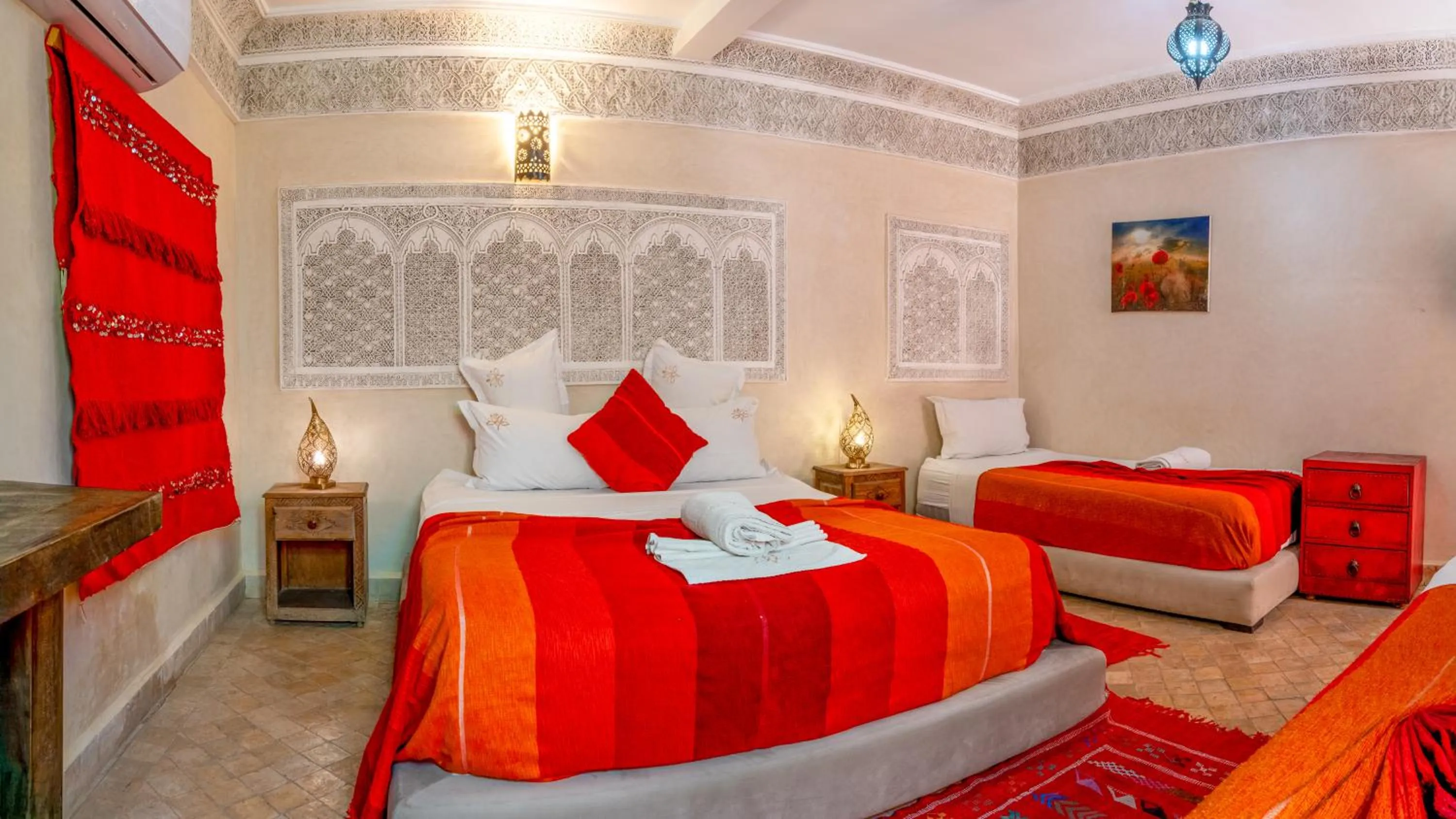 Bed in Riad Abaka hotel & boutique