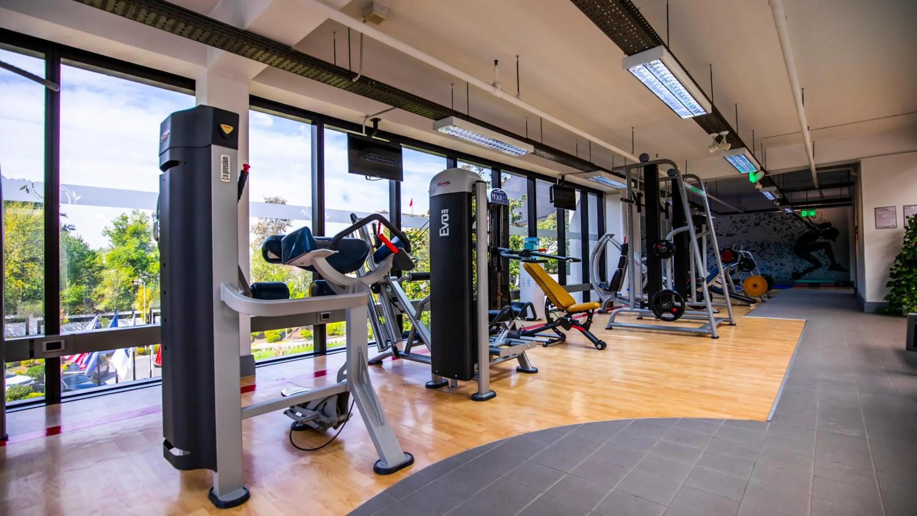 Fitness centre/facilities in Mak Albania Hotel