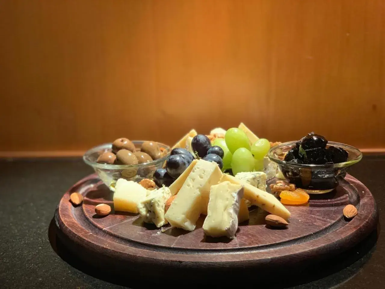 Food and drinks in Mak Albania Hotel Food and drinks in Mak Albania Hotel