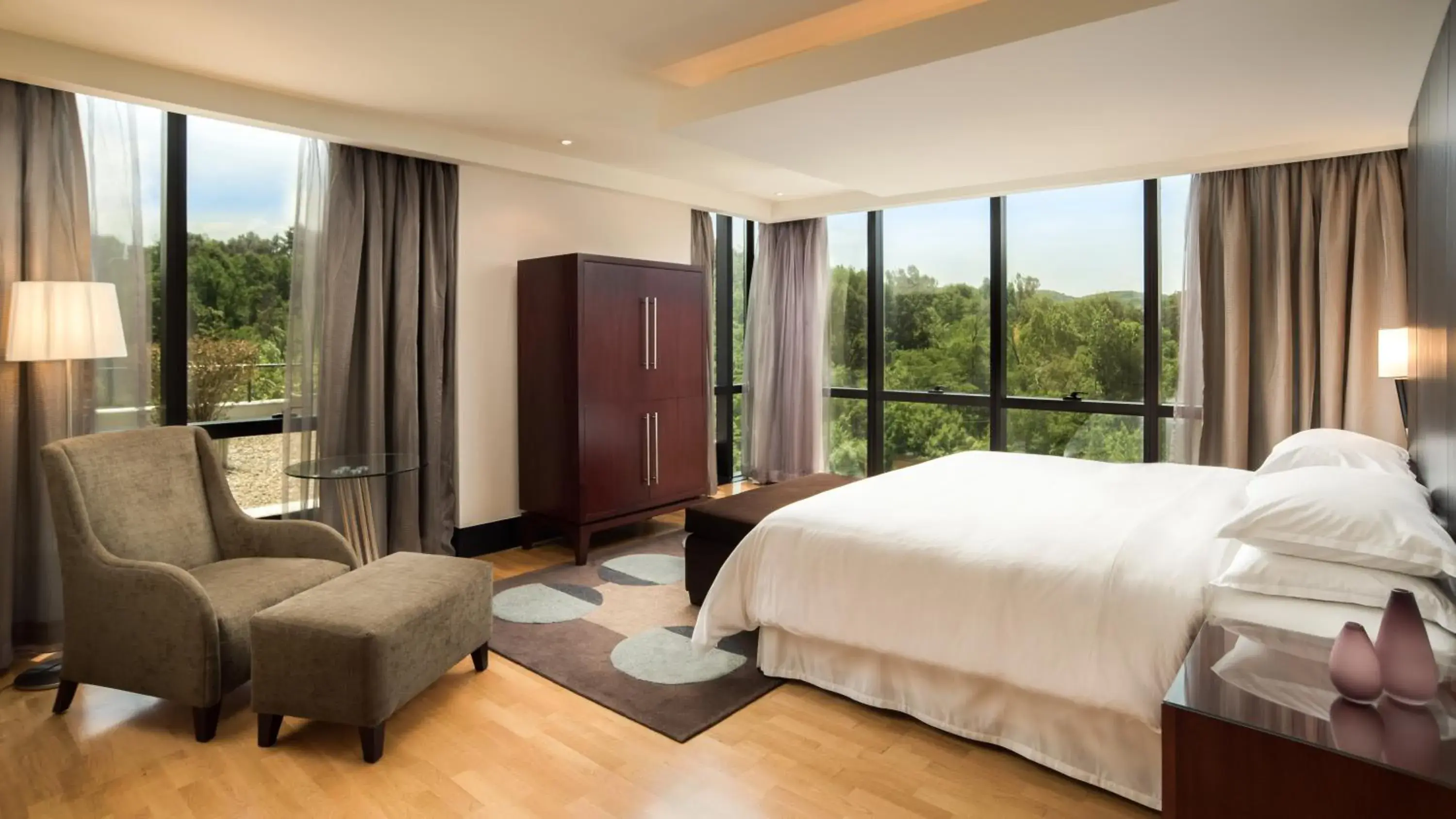 Photo of the whole room, Bed in Mak Albania Hotel Photo of the whole room, Bed in Mak Albania Hotel