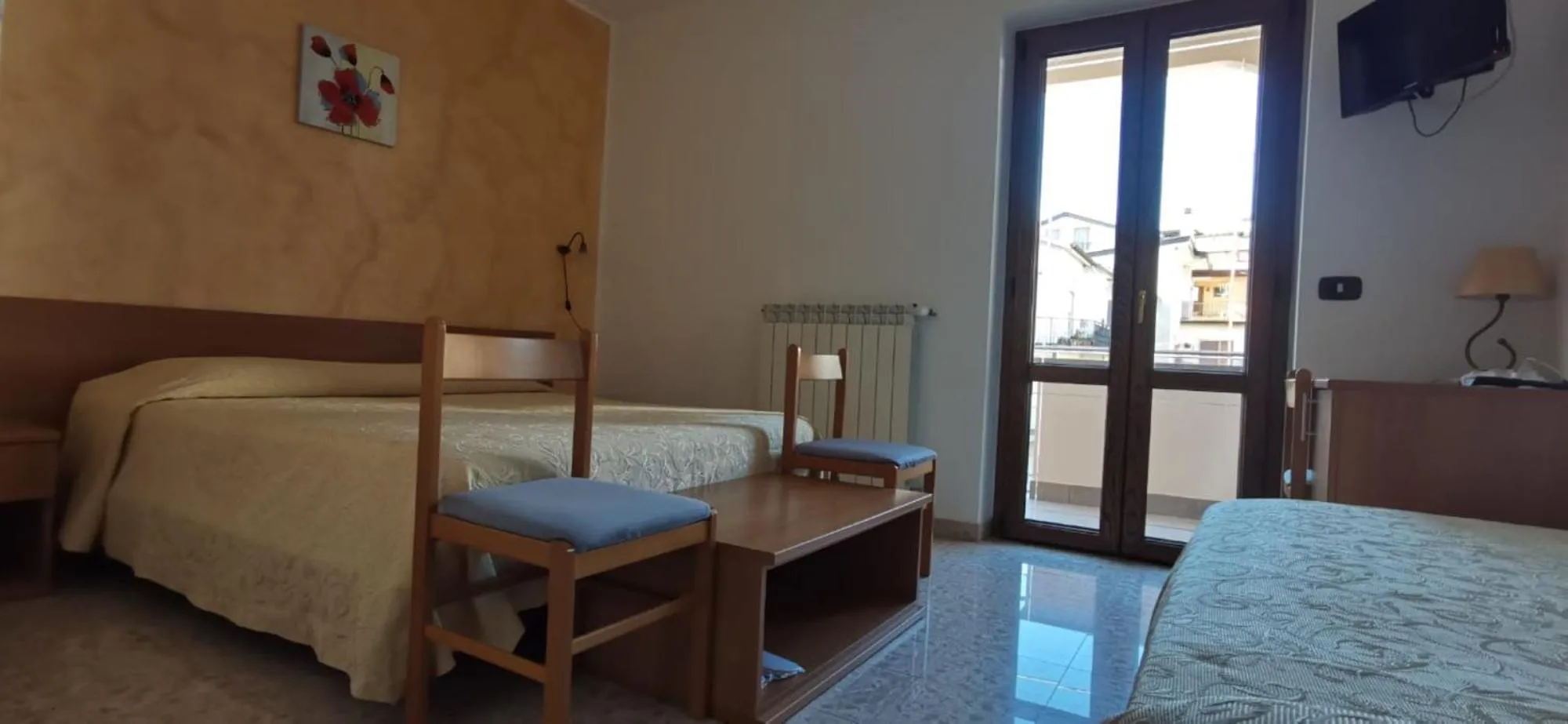 Balcony/Terrace, Bed in Hotel Edelweiss