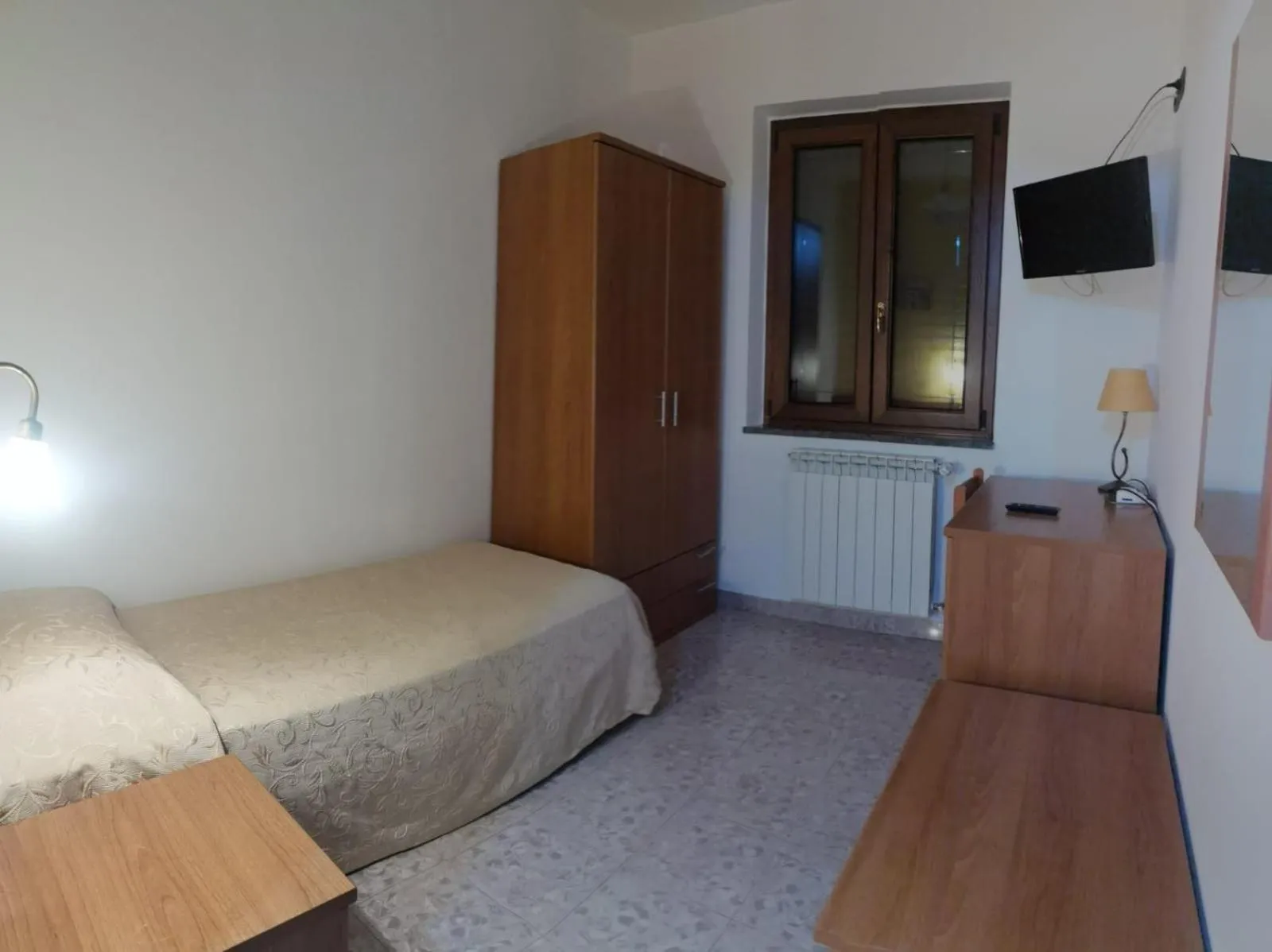 Bed in Hotel Edelweiss