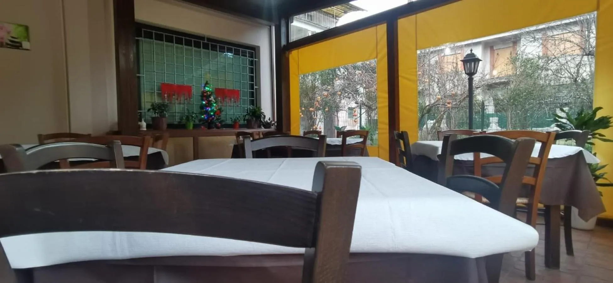 Lounge or bar in Hotel Edelweiss