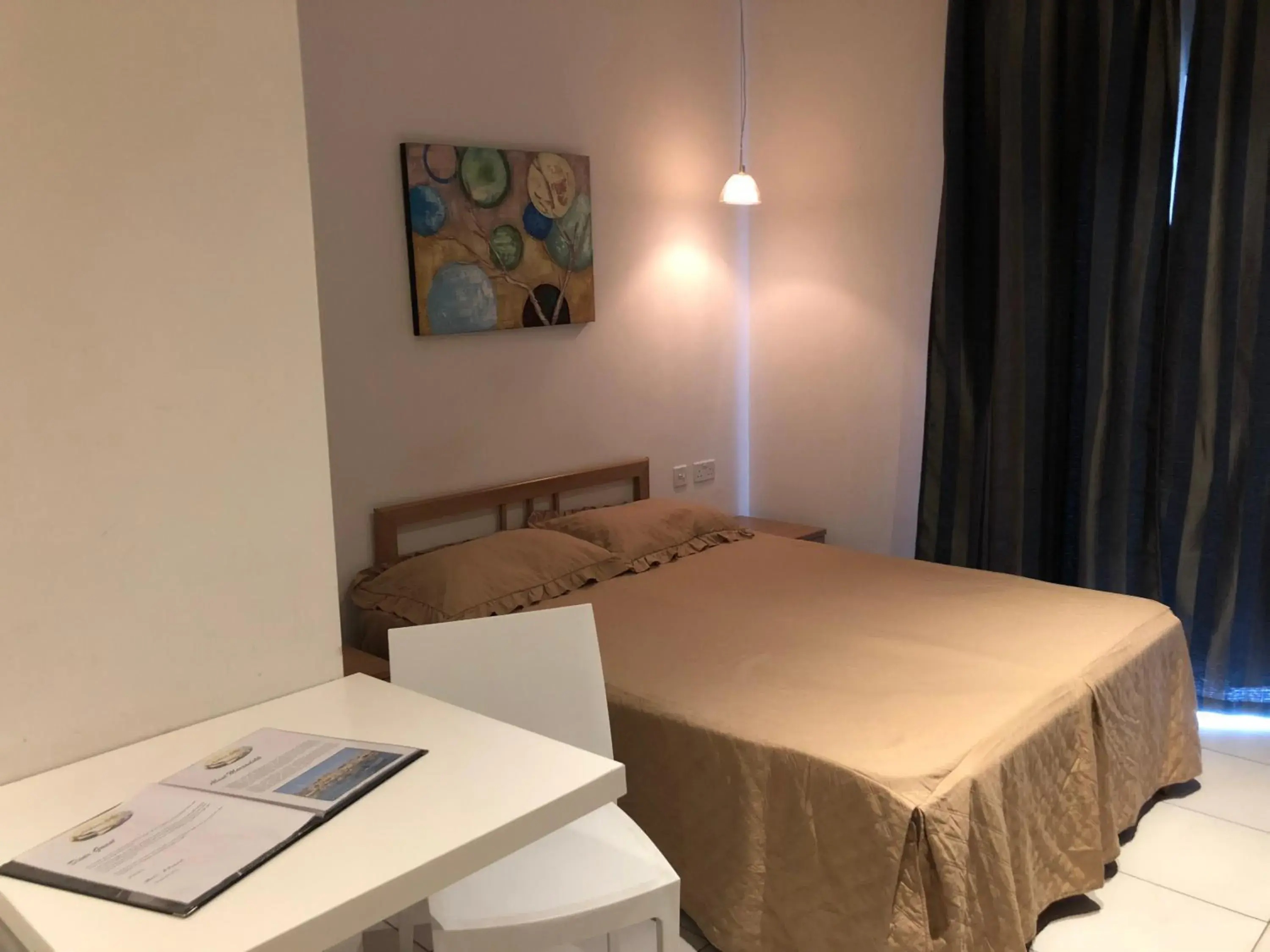 Family Room (2 Adults + 2 Children) with Free Airport Transfer in Harbour Lodge Family Room (2 Adults + 2 Children) with Free Airport Transfer in Harbour Lodge