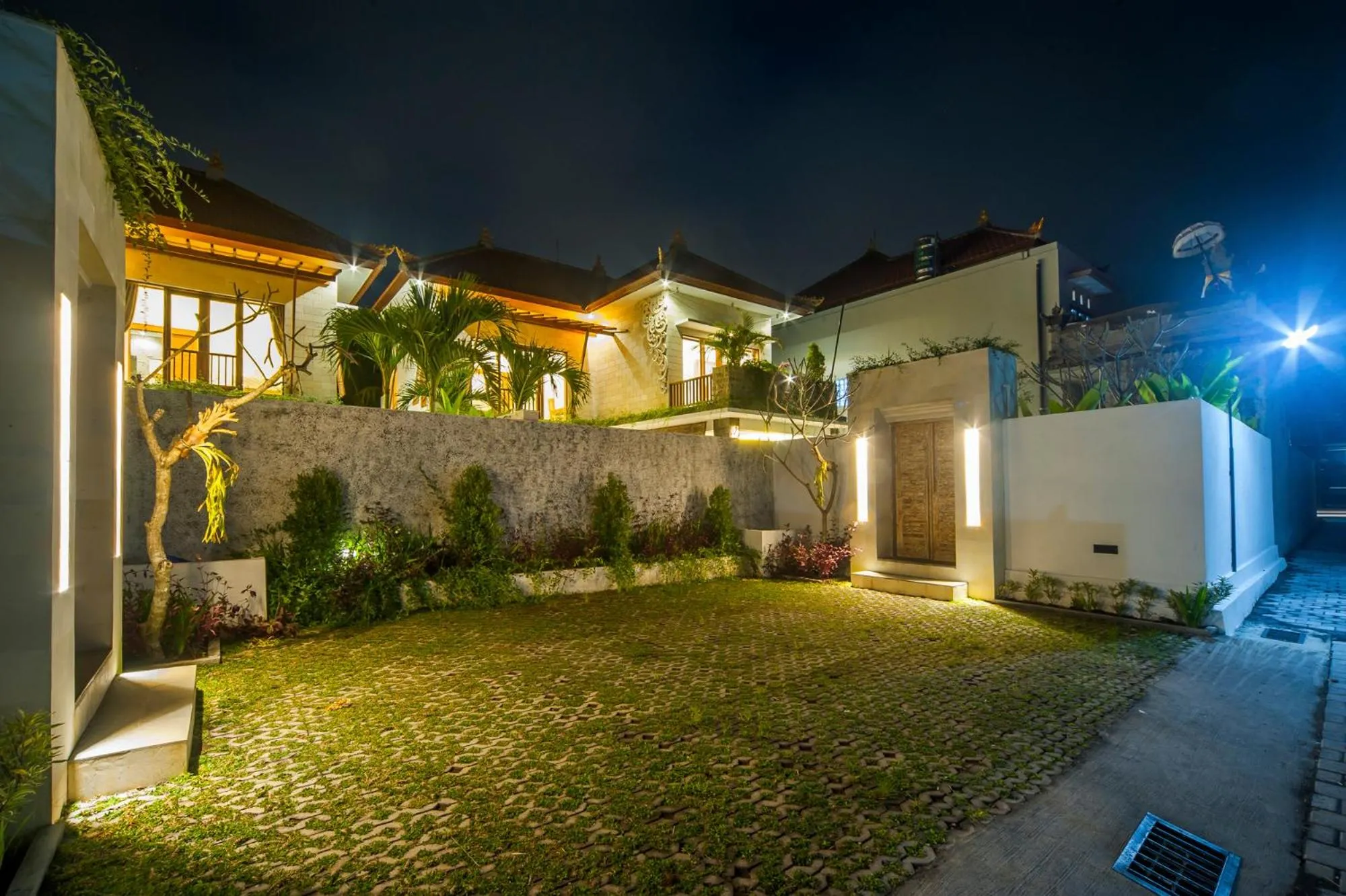 Parking in Villa Ubud Hill