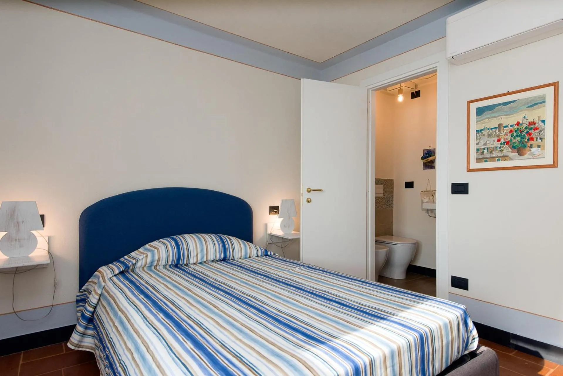 Photo of the whole room, Bed in Olivenere agriturismo