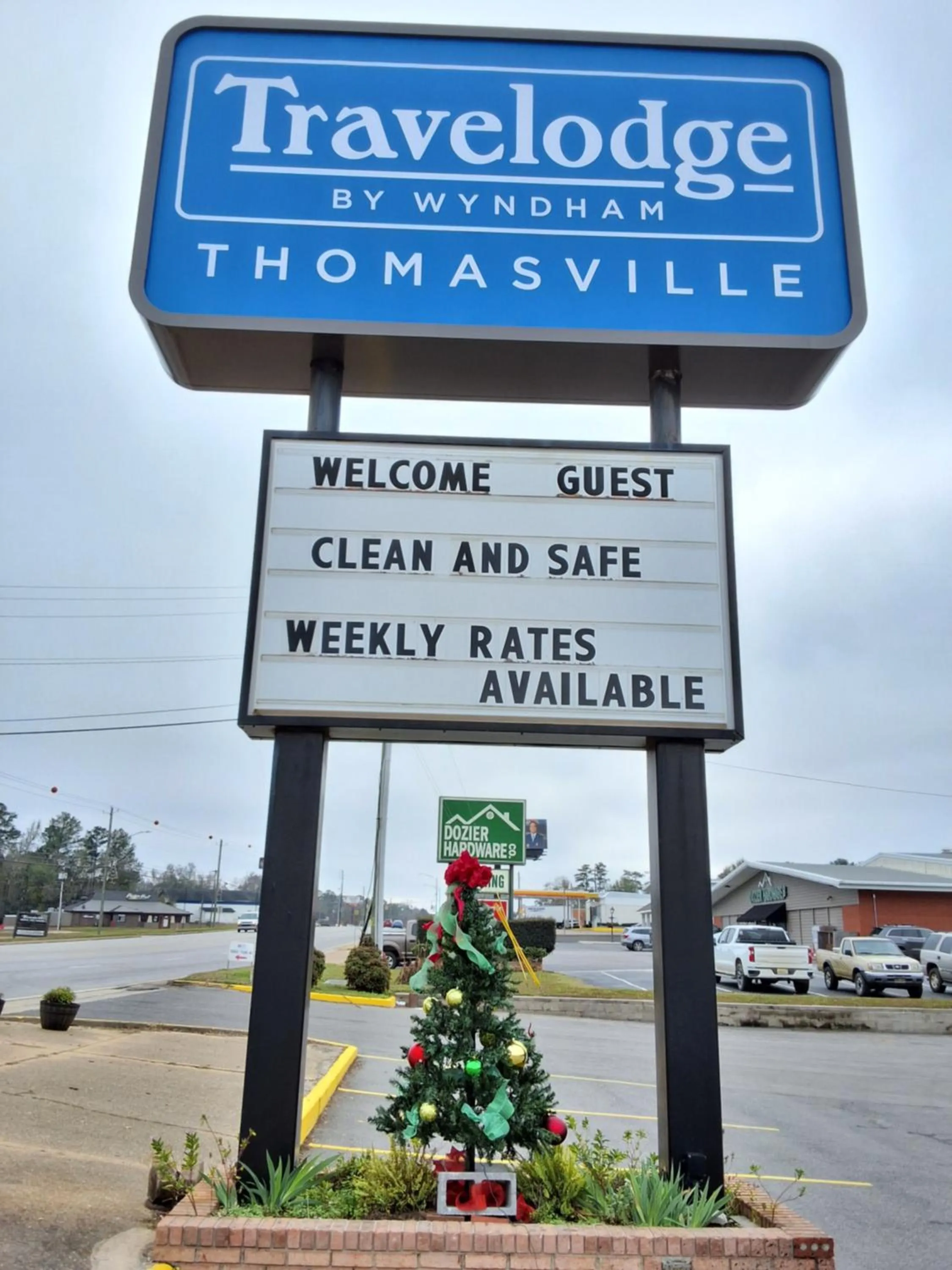 Property building in Travelodge by Wyndham-Thomasville AL