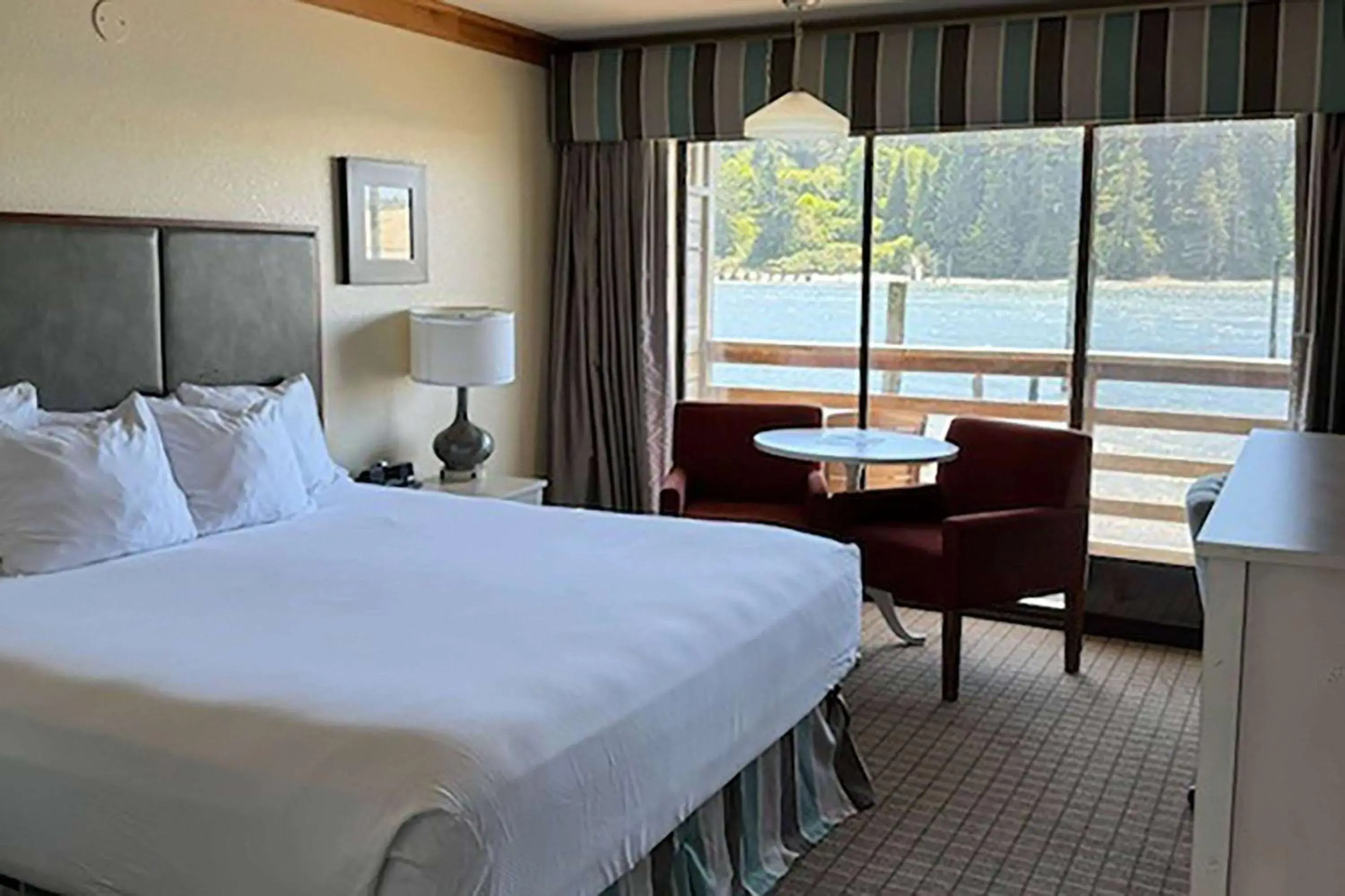Photo of the whole room, Bed in River House Inn, a Baymont by Wyndham Photo of the whole room, Bed in River House Inn, a Baymont by Wyndham