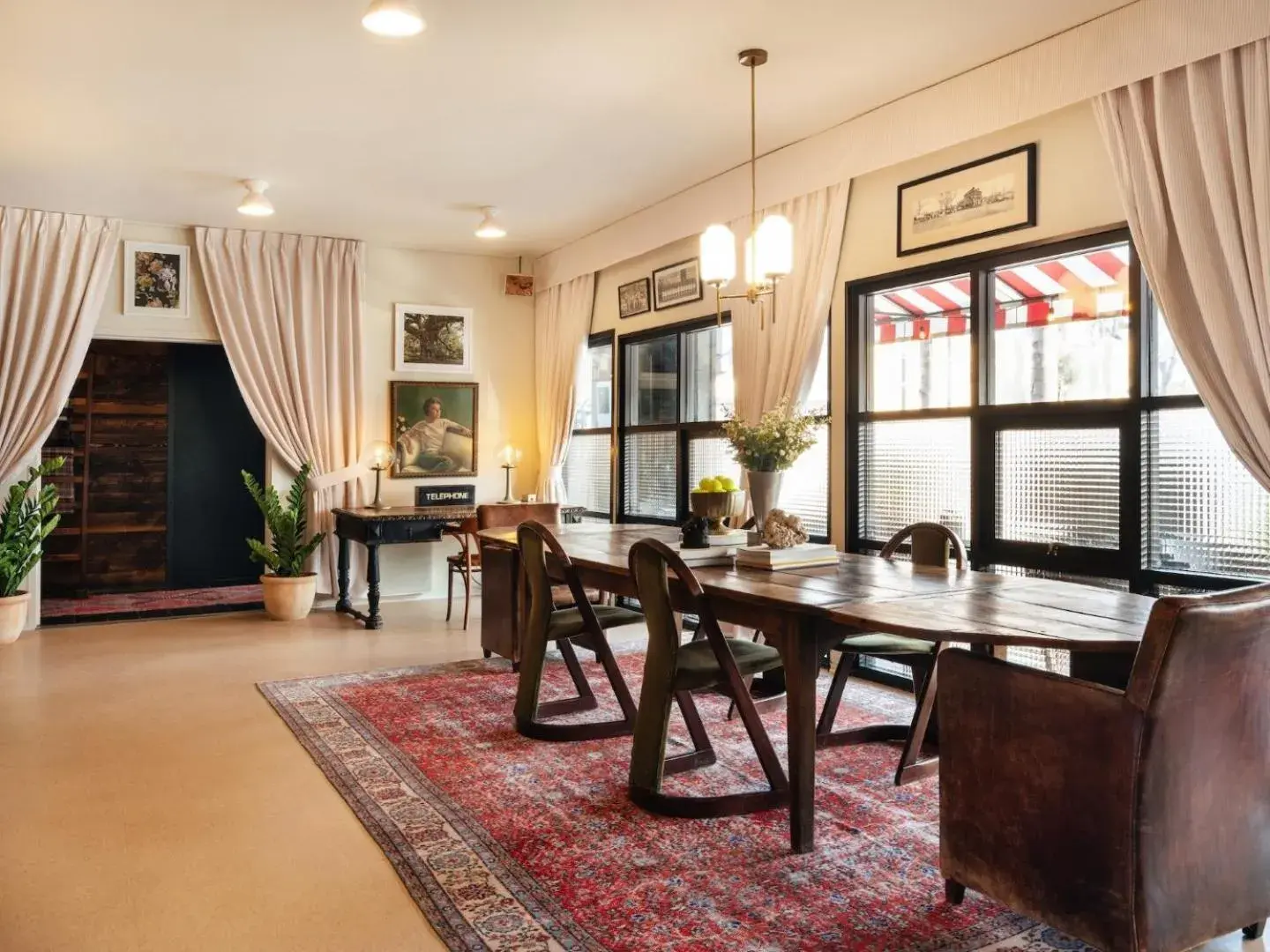 Lobby or reception in Palihotel Melrose Lobby or reception in Palihotel Melrose