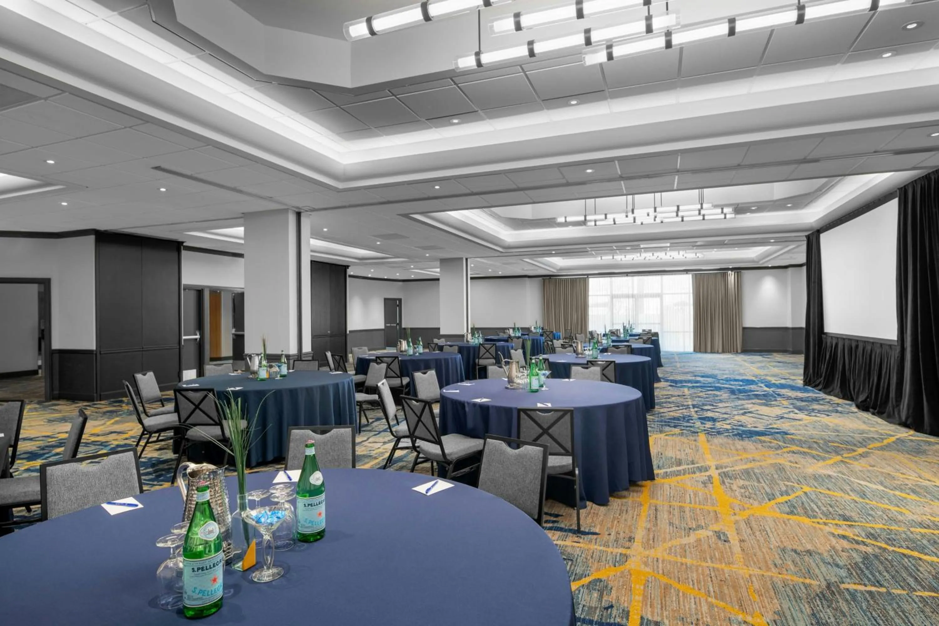 Meeting/conference room in Delta Hotels by Marriott Santa Clara Silicon Valley