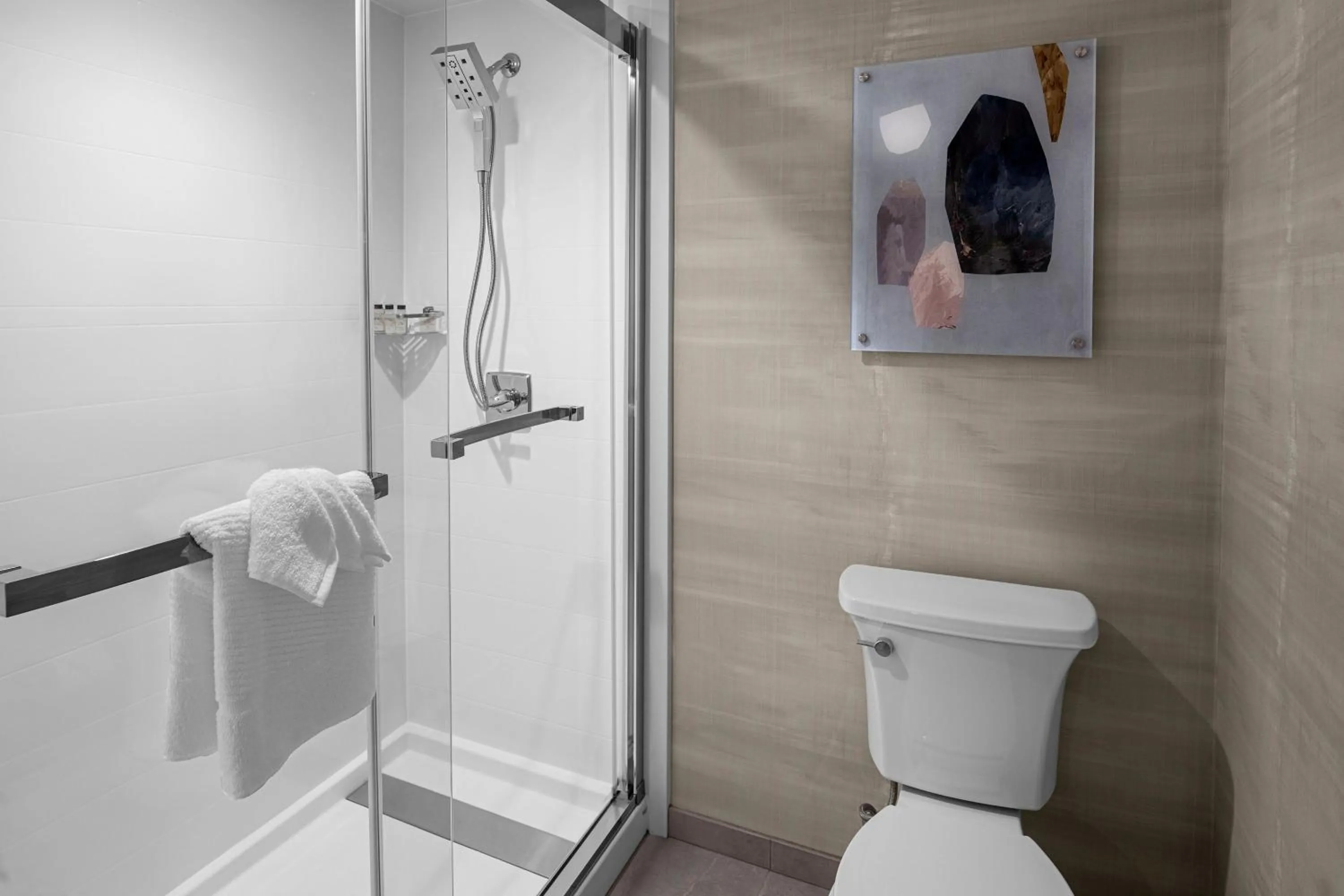 Bathroom in Delta Hotels by Marriott Santa Clara Silicon Valley