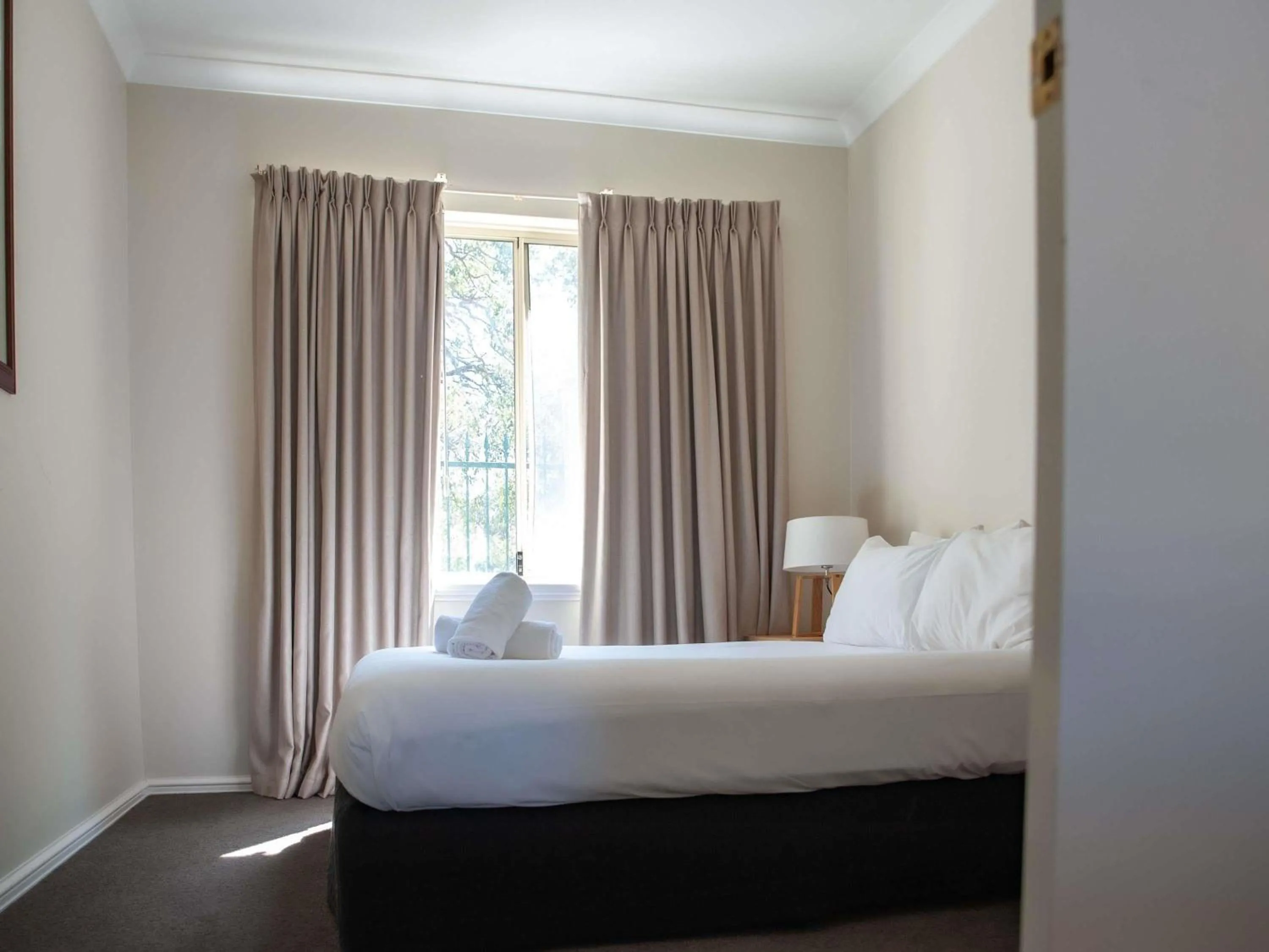 Bedroom, Bed in Novotel Vines Resort Swan Valley