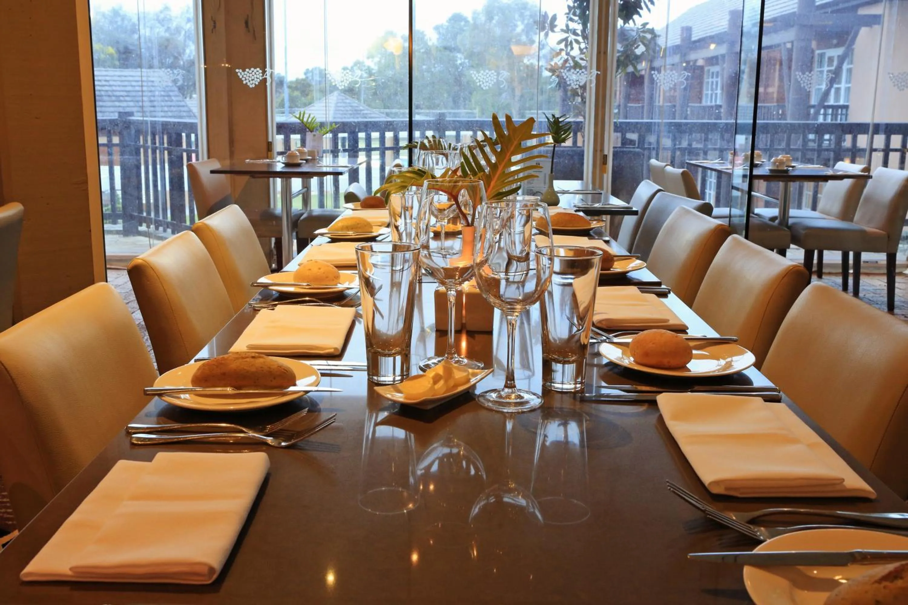 Restaurant/places to eat in Novotel Vines Resort Swan Valley