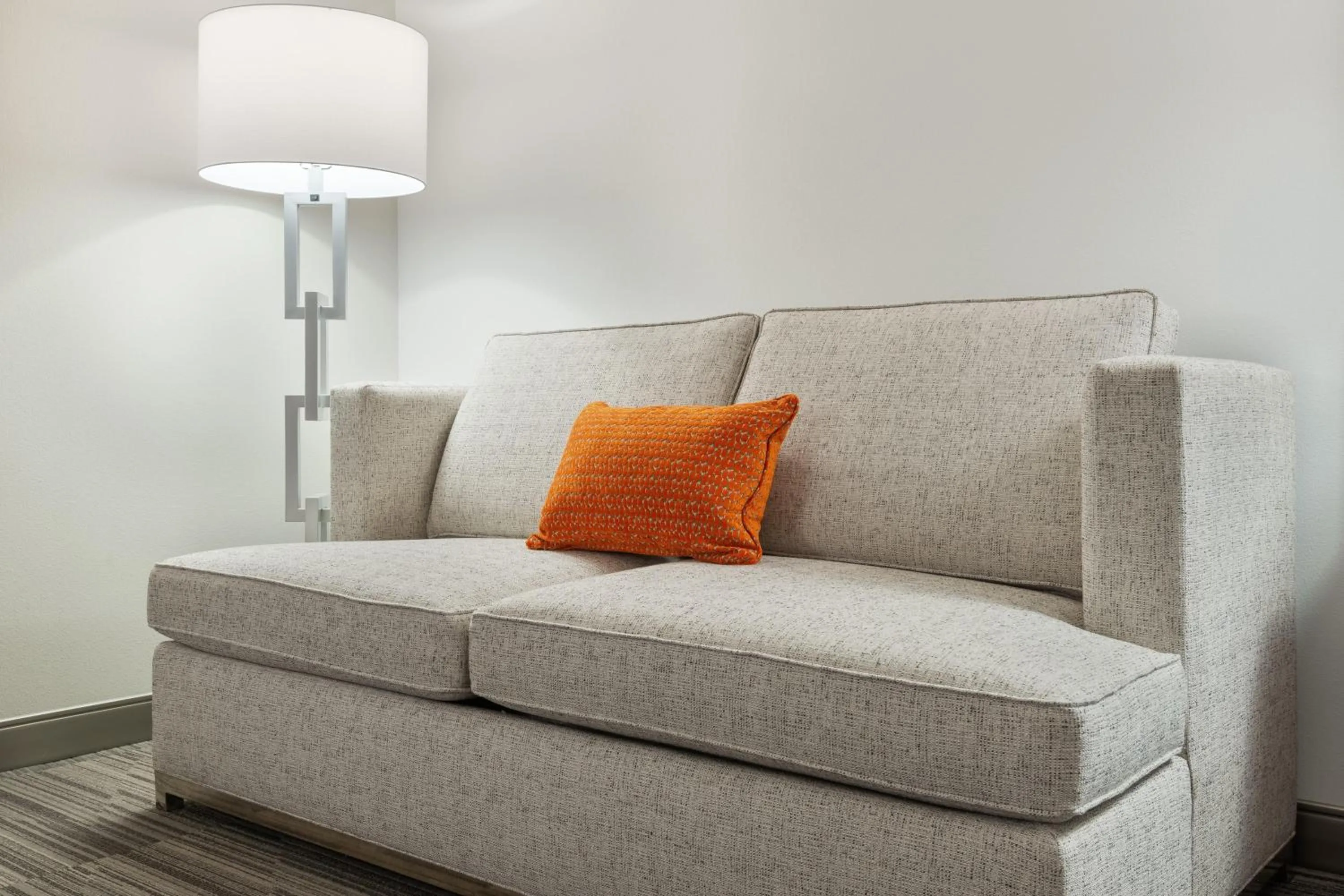 Living room in Hampton Inn & Suites Atlanta Buckhead Place