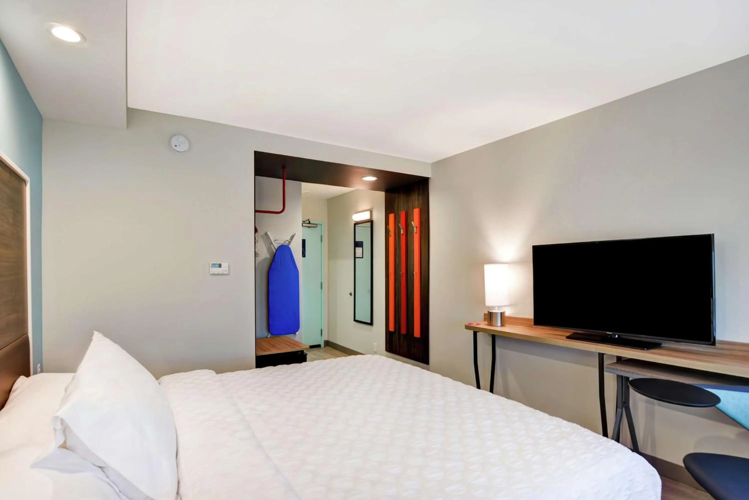 Bedroom, Bed in Tru By Hilton Baton Rouge Citiplace