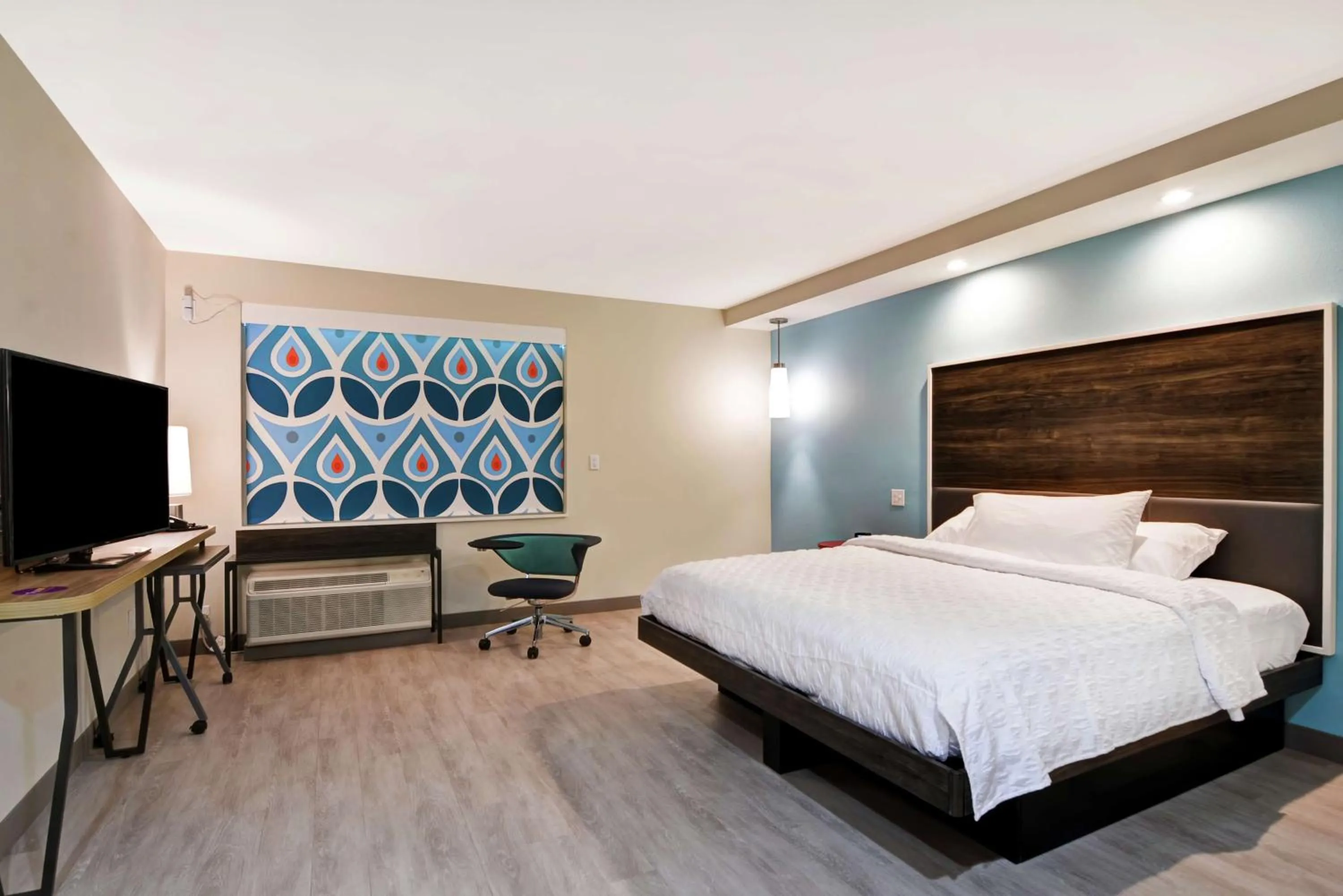 Bedroom, Bed in Tru By Hilton Baton Rouge Citiplace