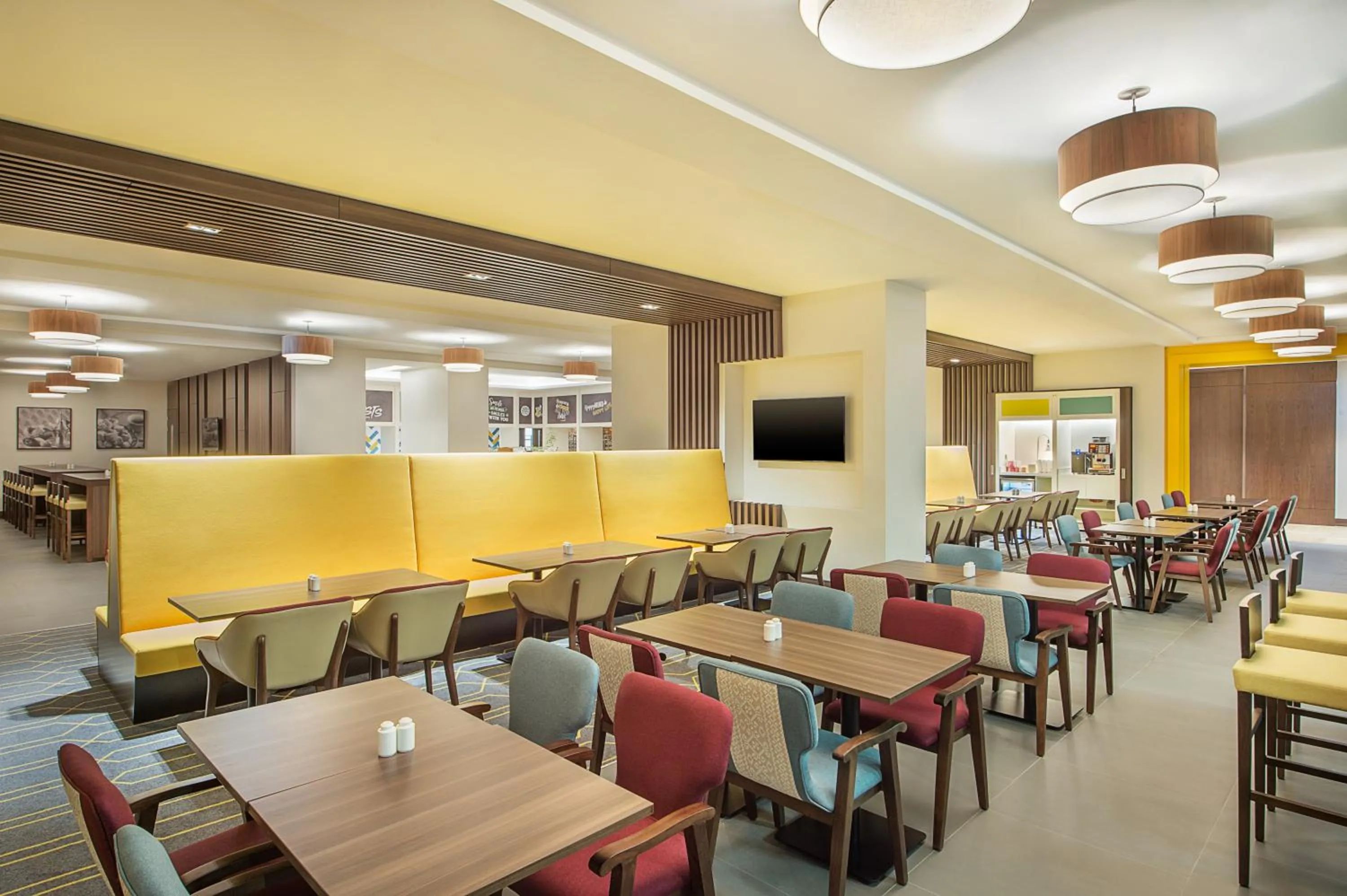 Restaurant/places to eat in Hampton By Hilton Dubai Airport