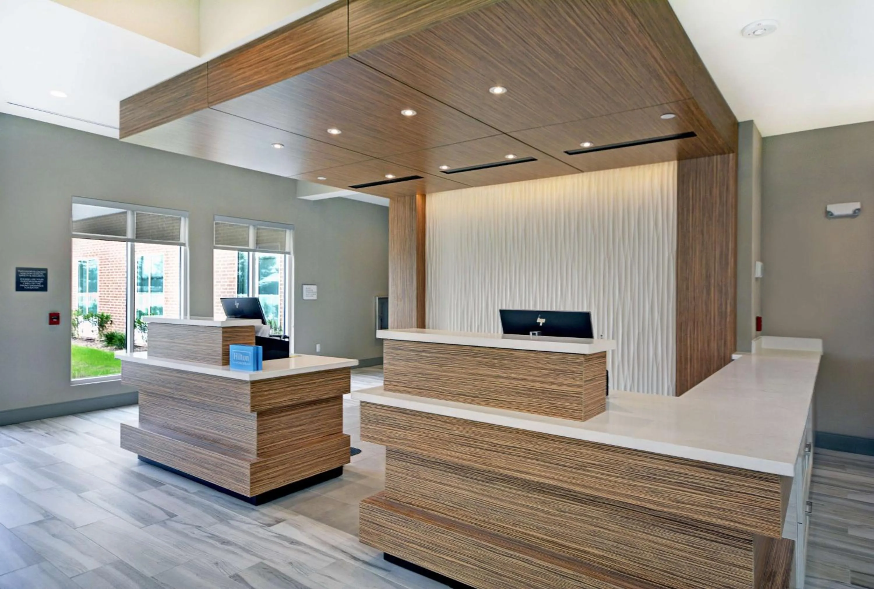 Lobby or reception in Hilton Garden Inn Houston Hobby Airport