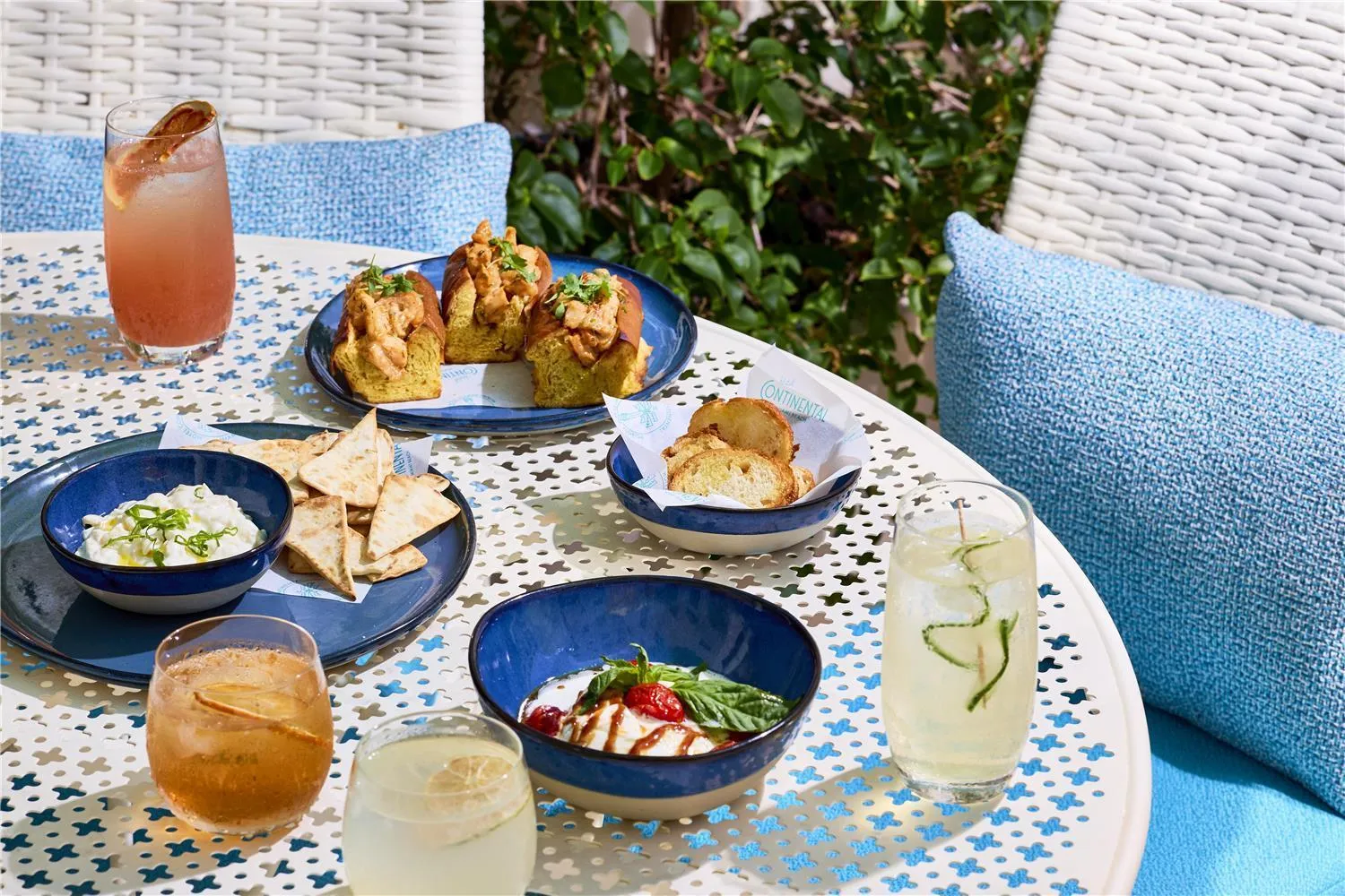 Restaurant/places to eat in Hotel Continental Miami Beach, Tapestry Collection by Hilton