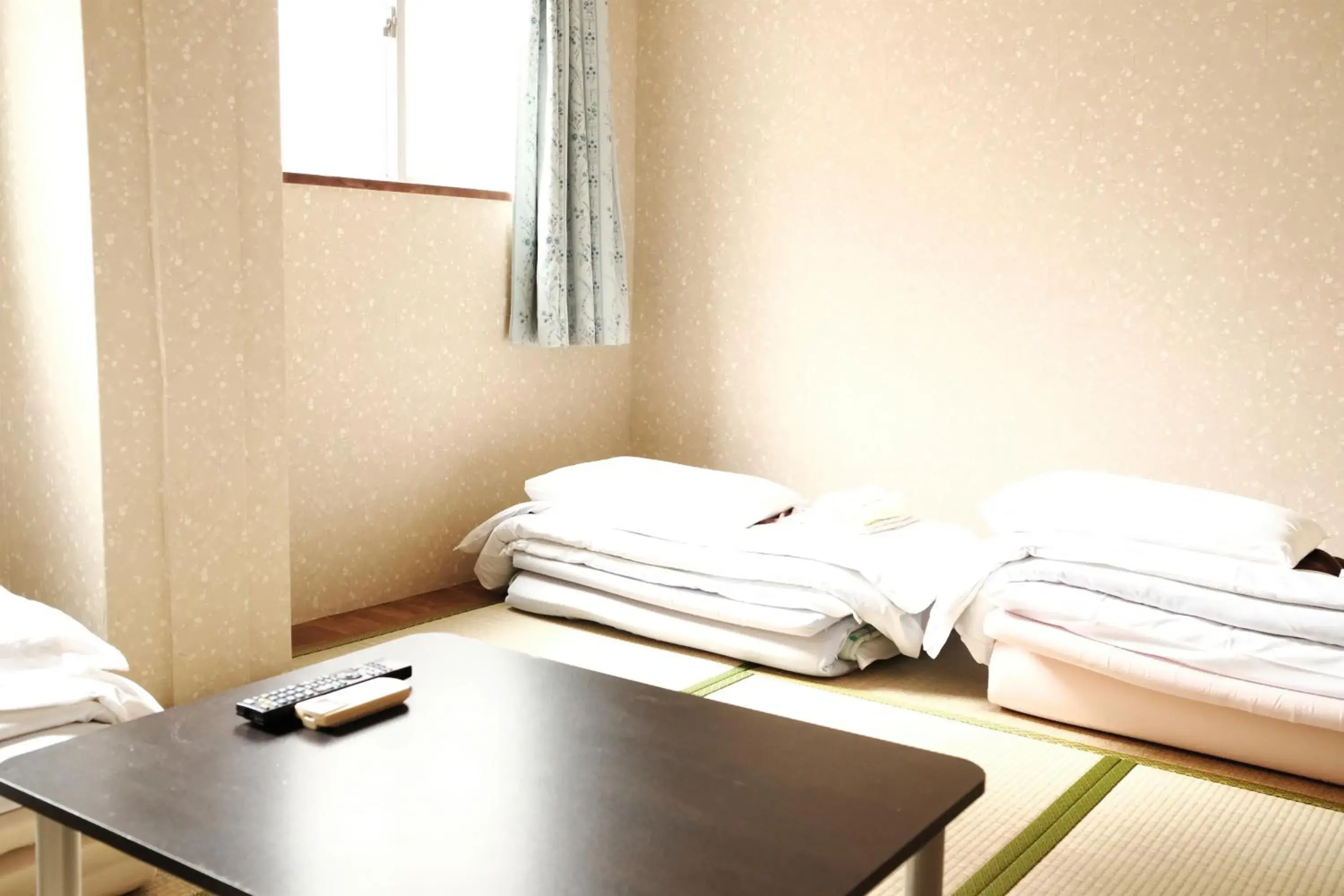 Japanese-Style Triple Room with Shared Bathroom - Non-Smoking in Hotel Mikado Japanese-Style Triple Room with Shared Bathroom - Non-Smoking in Hotel Mikado