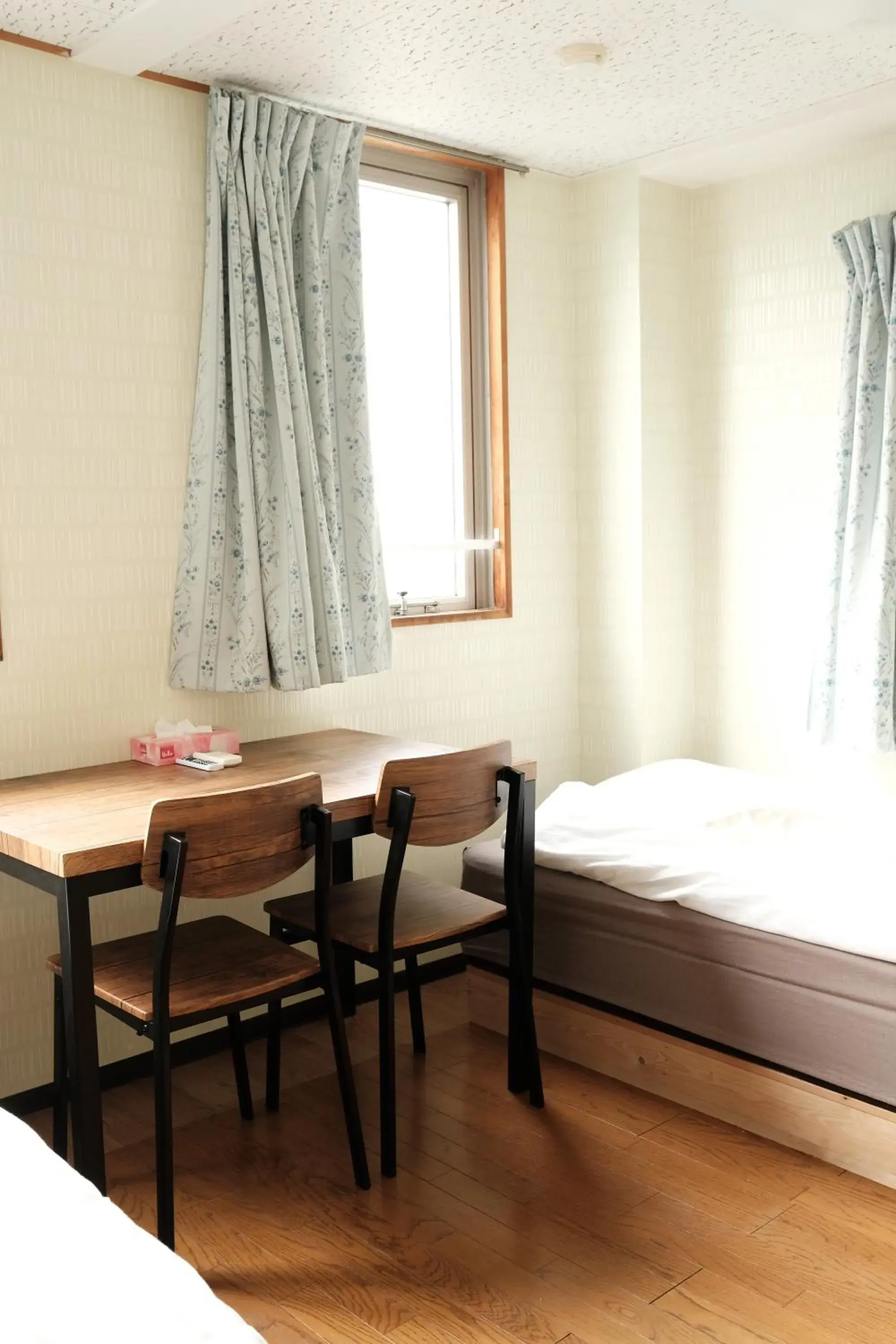 Photo of the whole room, Bed in Hotel Mikado Photo of the whole room, Bed in Hotel Mikado