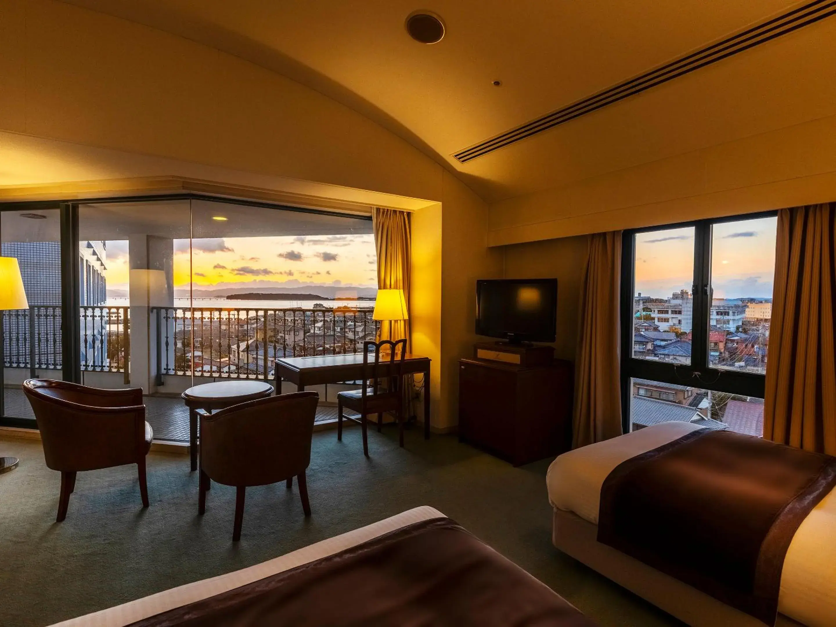 Photo of the whole room in Nagasaki International Hotel Photo of the whole room in Nagasaki International Hotel