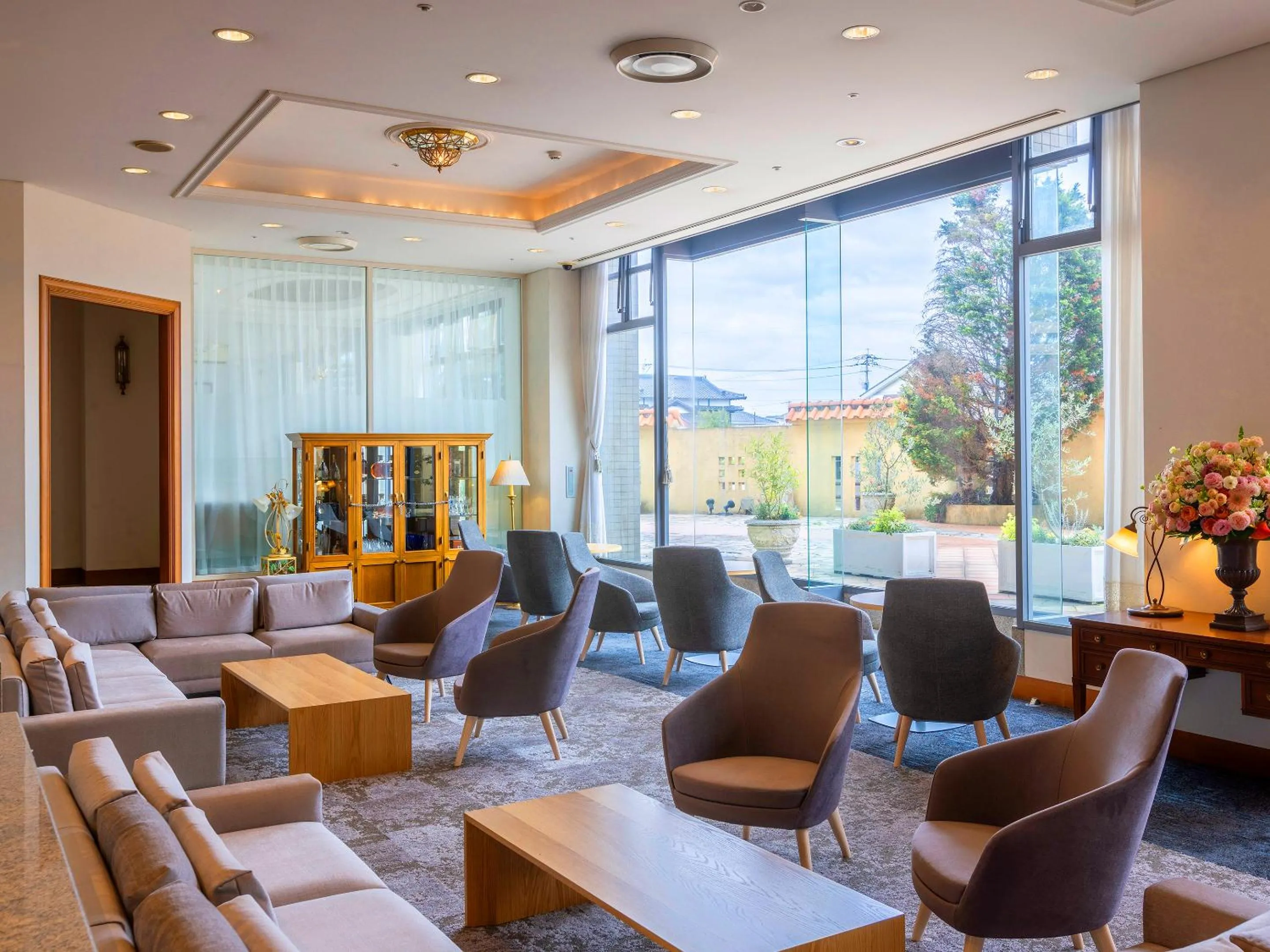 Lounge or bar in Nagasaki International Hotel