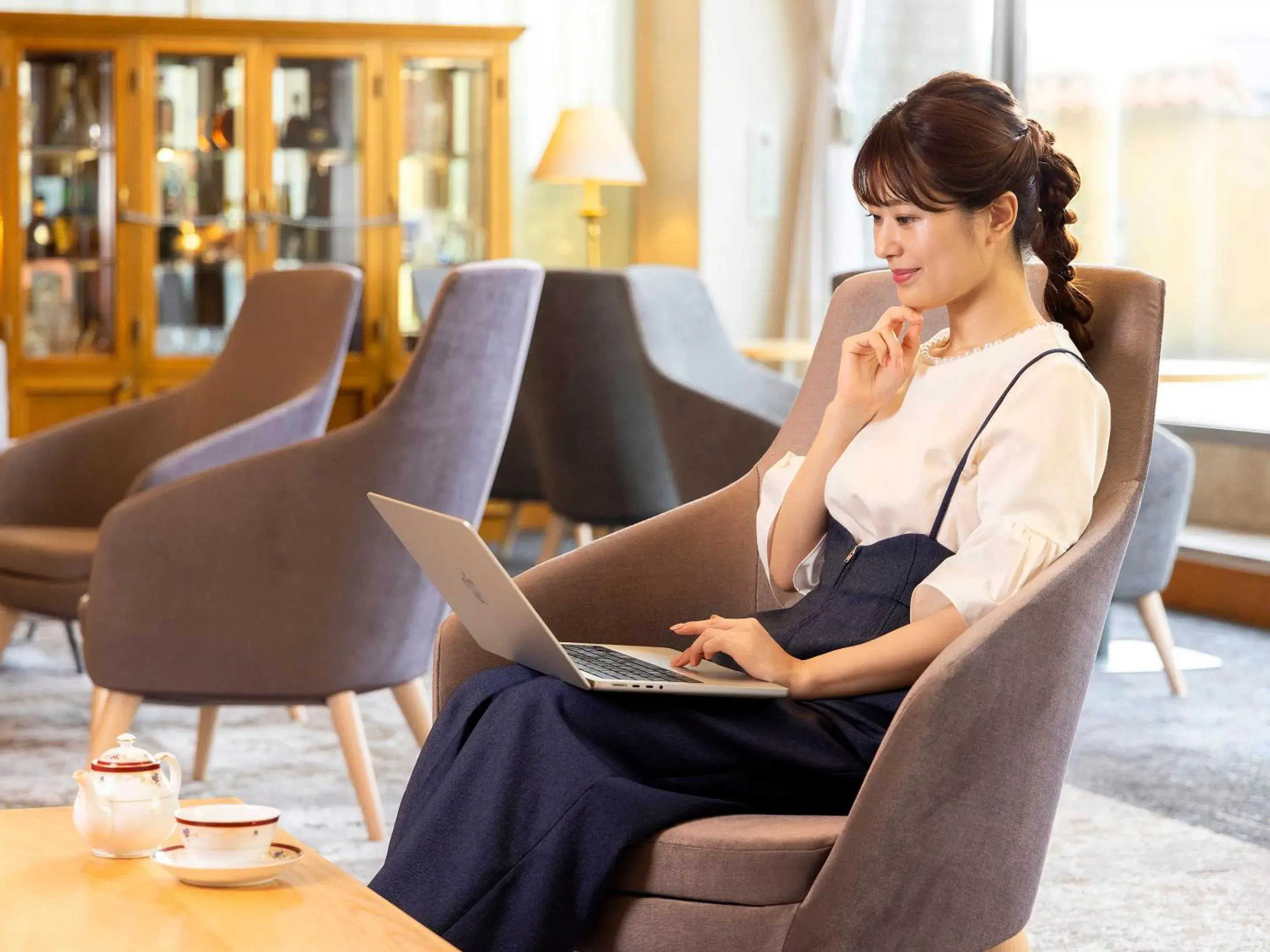 Lounge or bar in Nagasaki International Hotel Lounge or bar in Nagasaki International Hotel