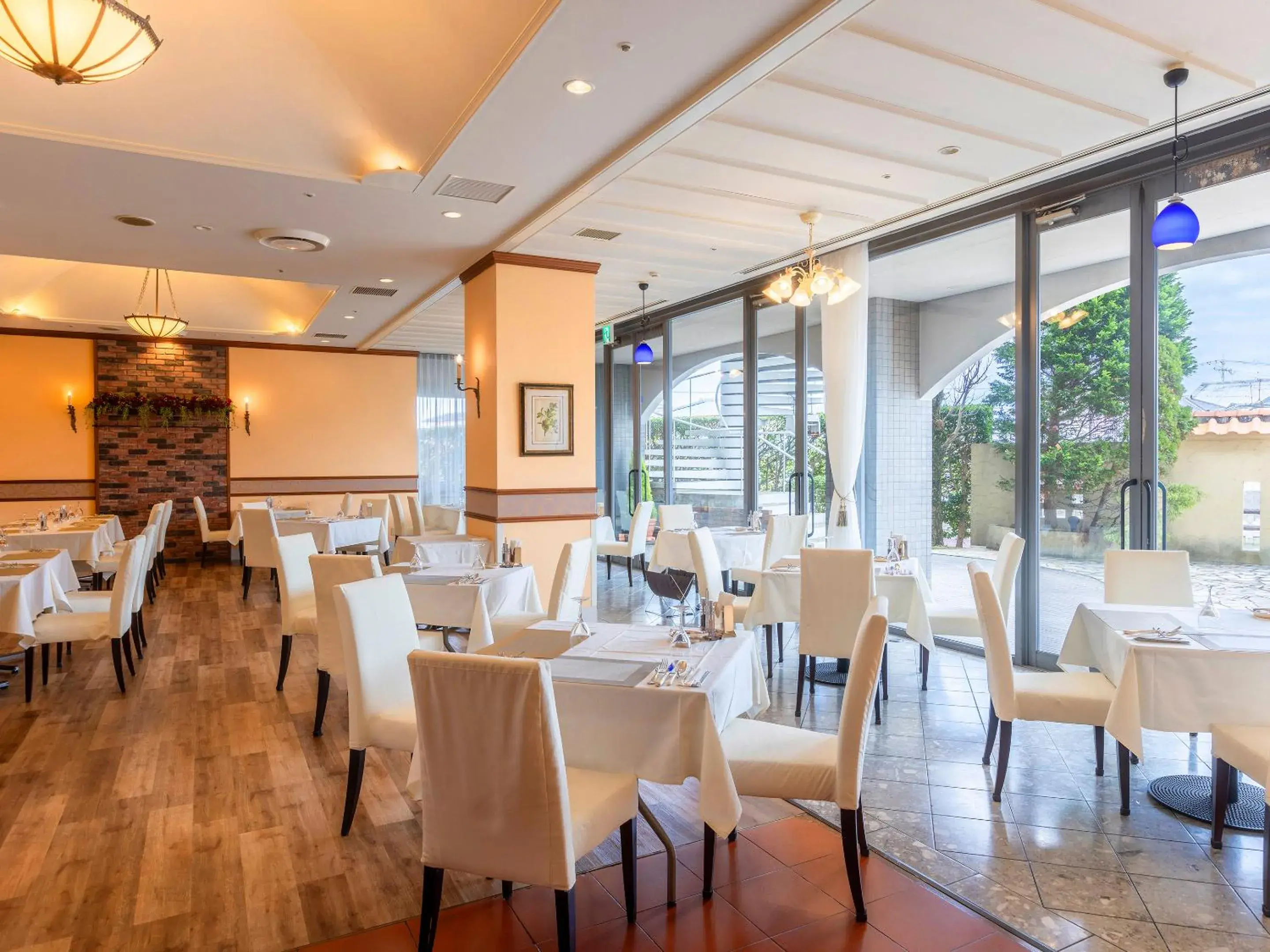 Restaurant/places to eat in Nagasaki International Hotel Restaurant/places to eat in Nagasaki International Hotel