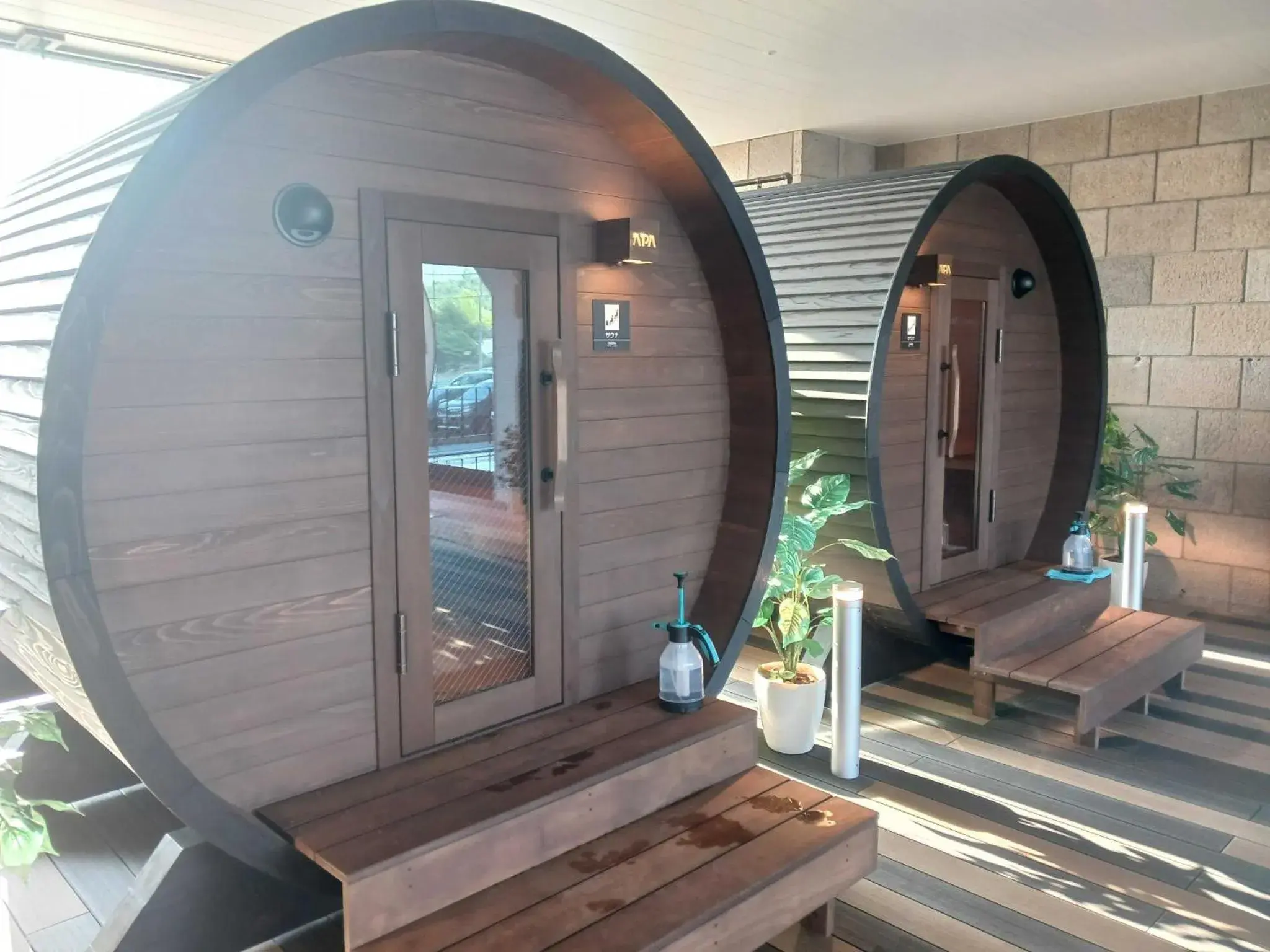 Swimming pool in APA Hotel & Resort Sapporo Swimming pool in APA Hotel & Resort Sapporo