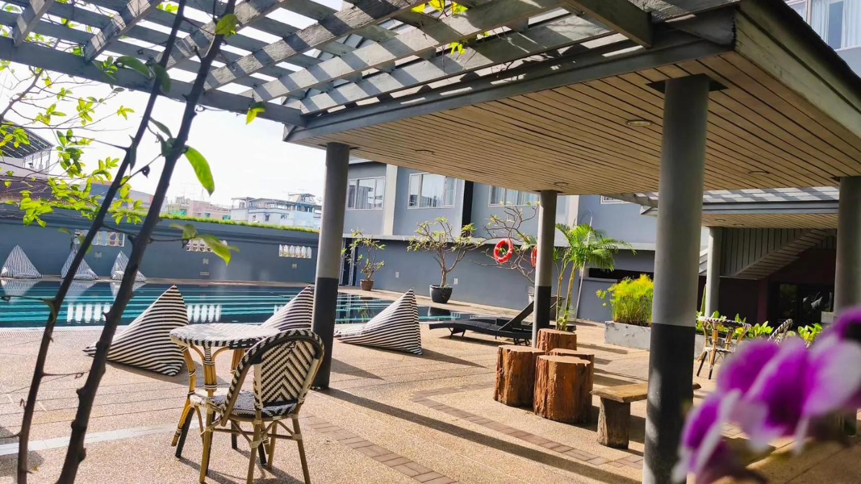 Swimming pool in Witz Bangkok Ramkhamhaeng