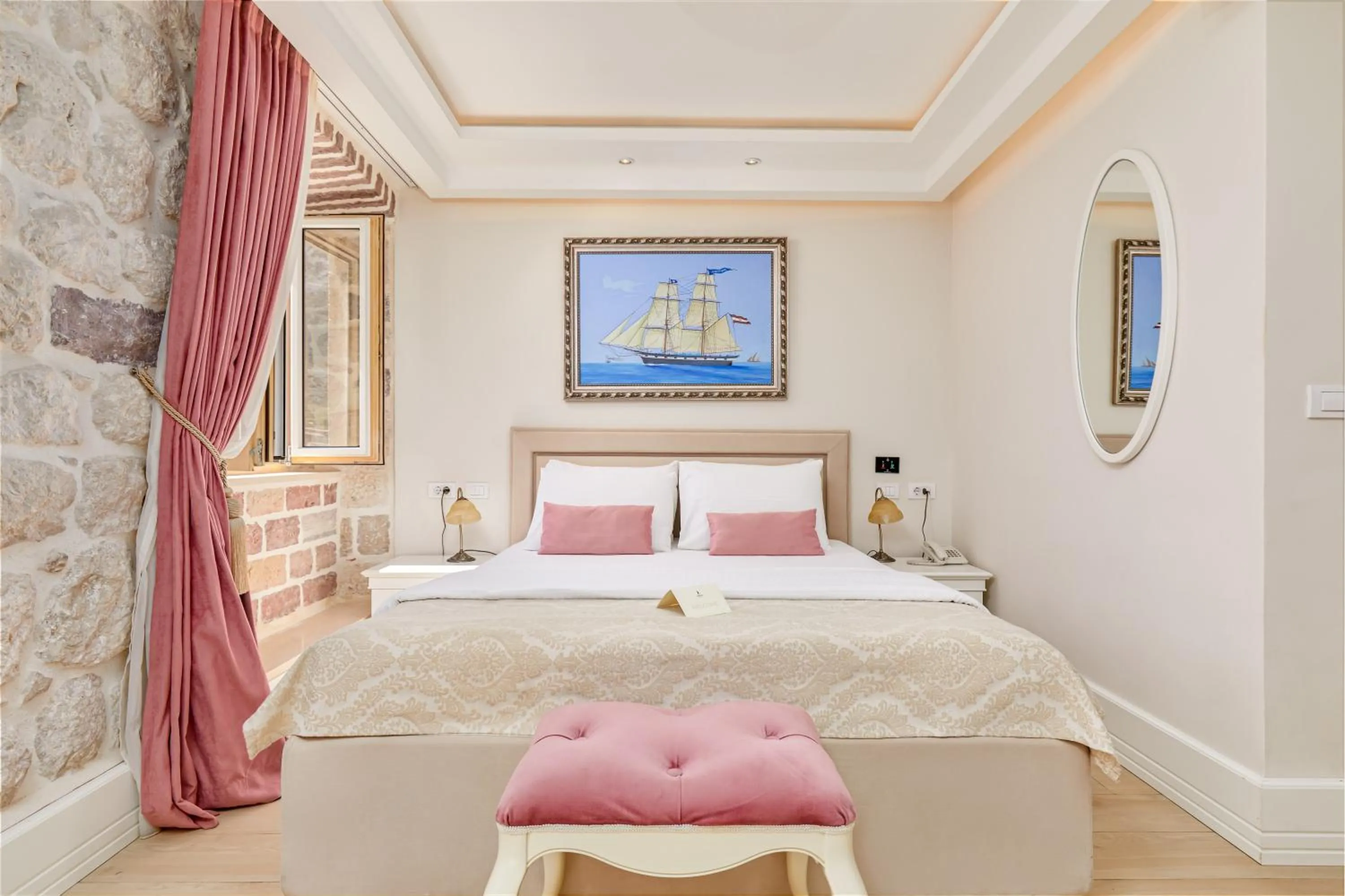 Bed in Hotel Libertas