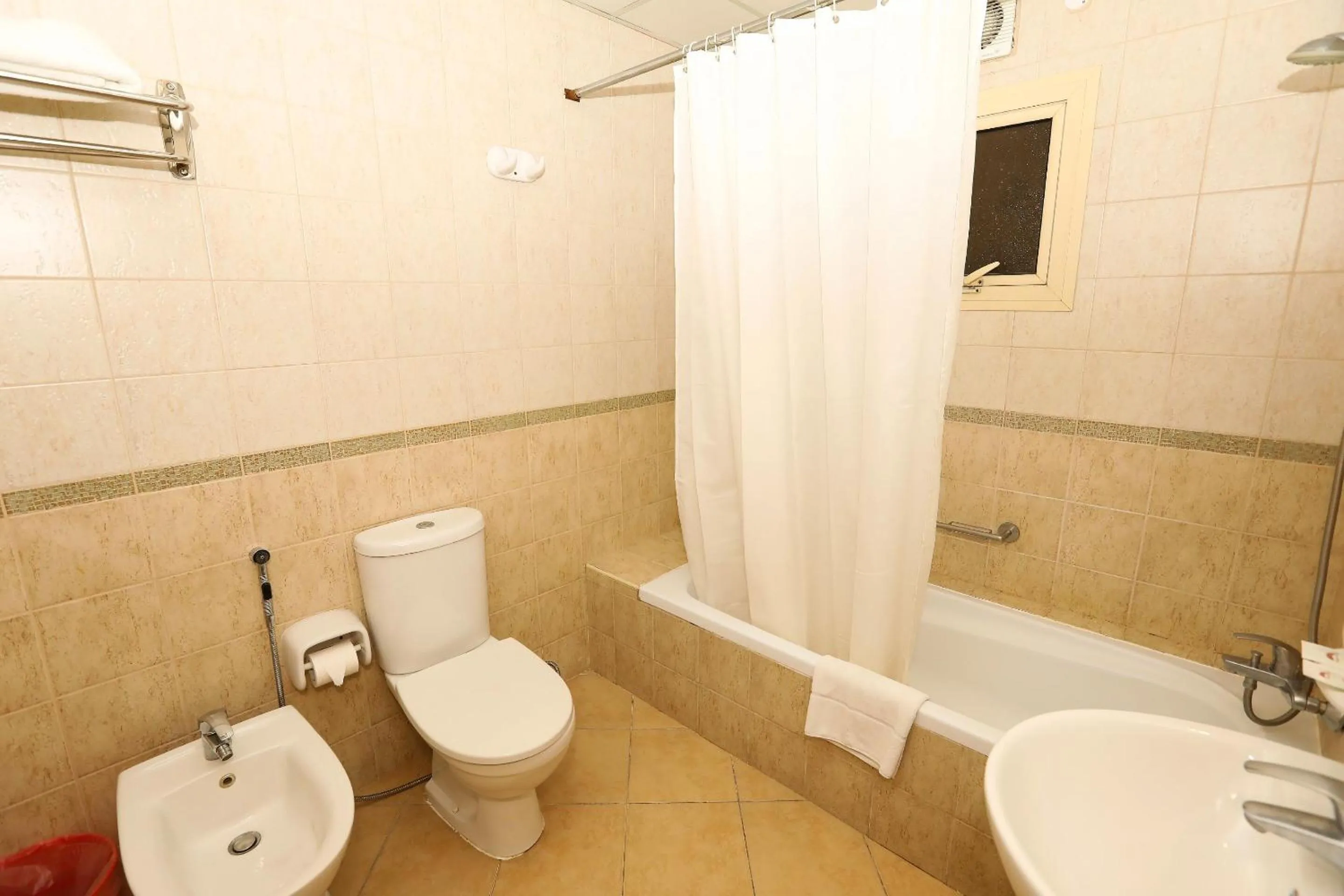 Bathroom in Sea Shell Hotel