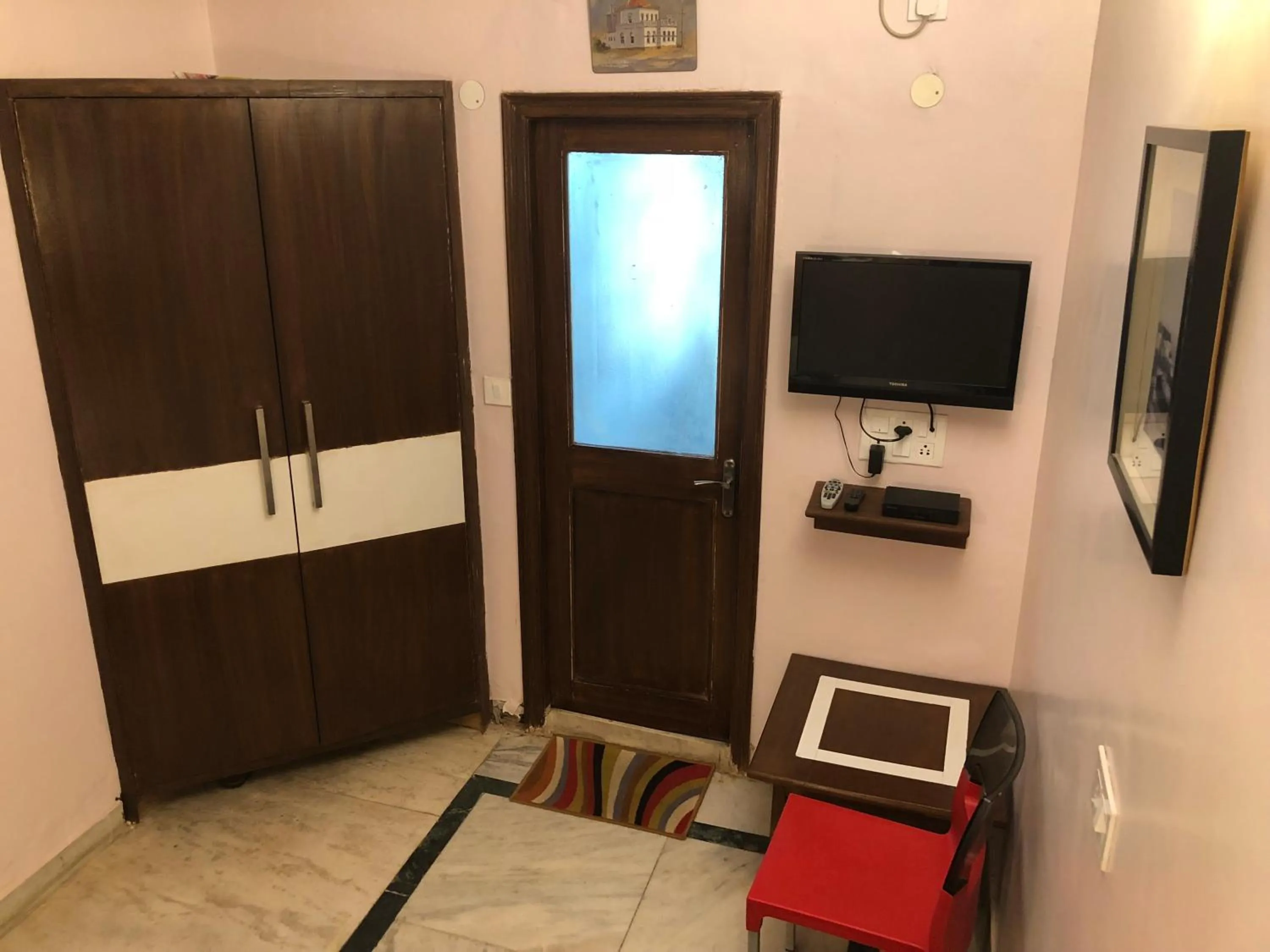 Sailors Home - C6, Vasant Kunj