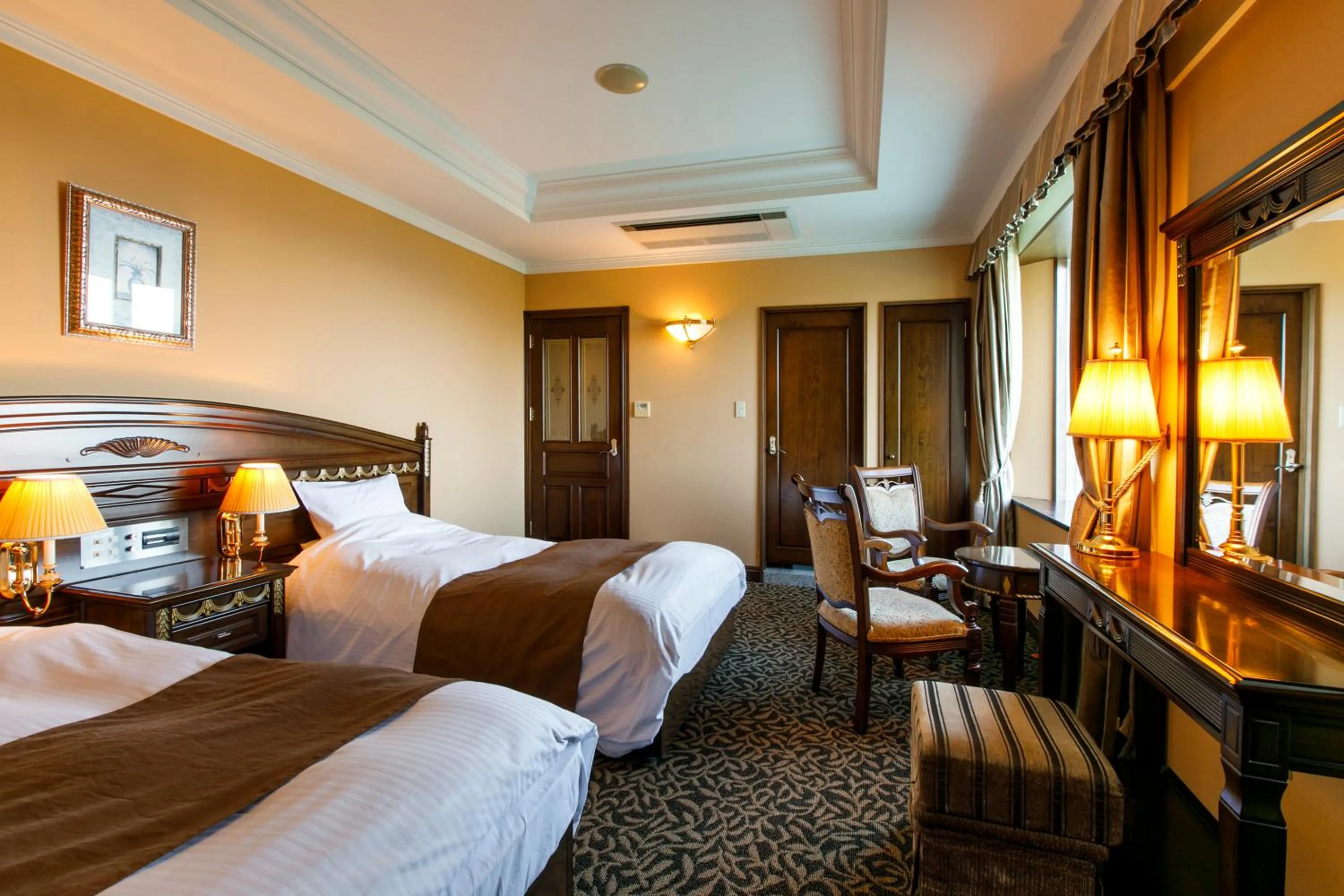 Bedroom, Bed in Hotel Neu Schloss Otaru