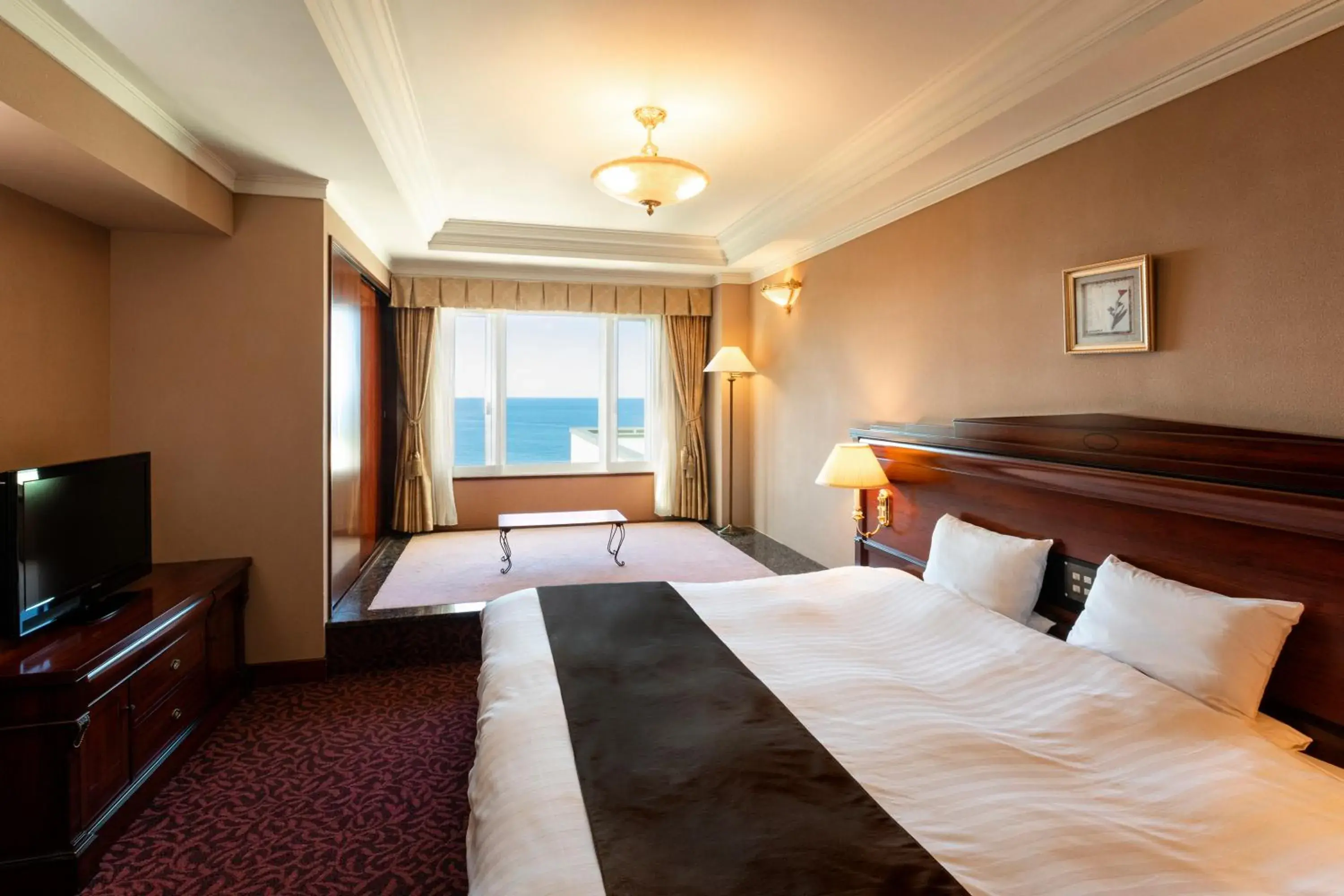 Bedroom, Bed in Hotel Neu Schloss Otaru Bedroom, Bed in Hotel Neu Schloss Otaru